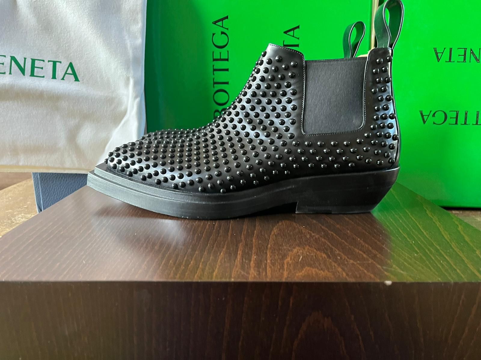 Bottega Veneta o1rshd1 Bullet Dotted Osaka Shine Calf Boots in Black Size US 8 / EU 41 - 15 Thumbnail