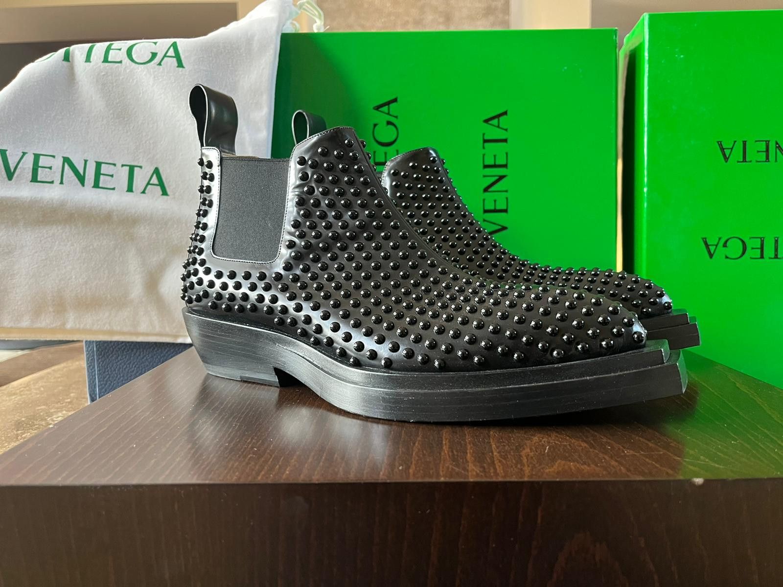 Bottega Veneta o1rshd1 Bullet Dotted Osaka Shine Calf Boots in Black Size US 8 / EU 41 - 11 Thumbnail