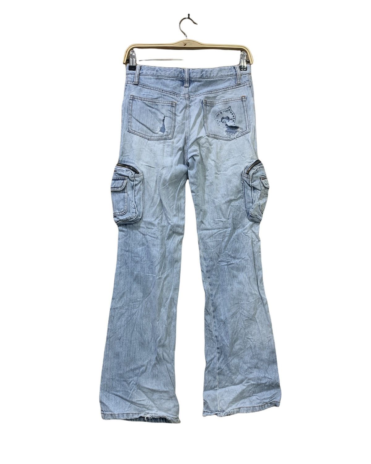 Japanese Brand 90s 3D Baggy Multipocket Distressed Flare Cargo Denim Jeans Size 28" / US 6 / IT 42 - 2 Thumbnail