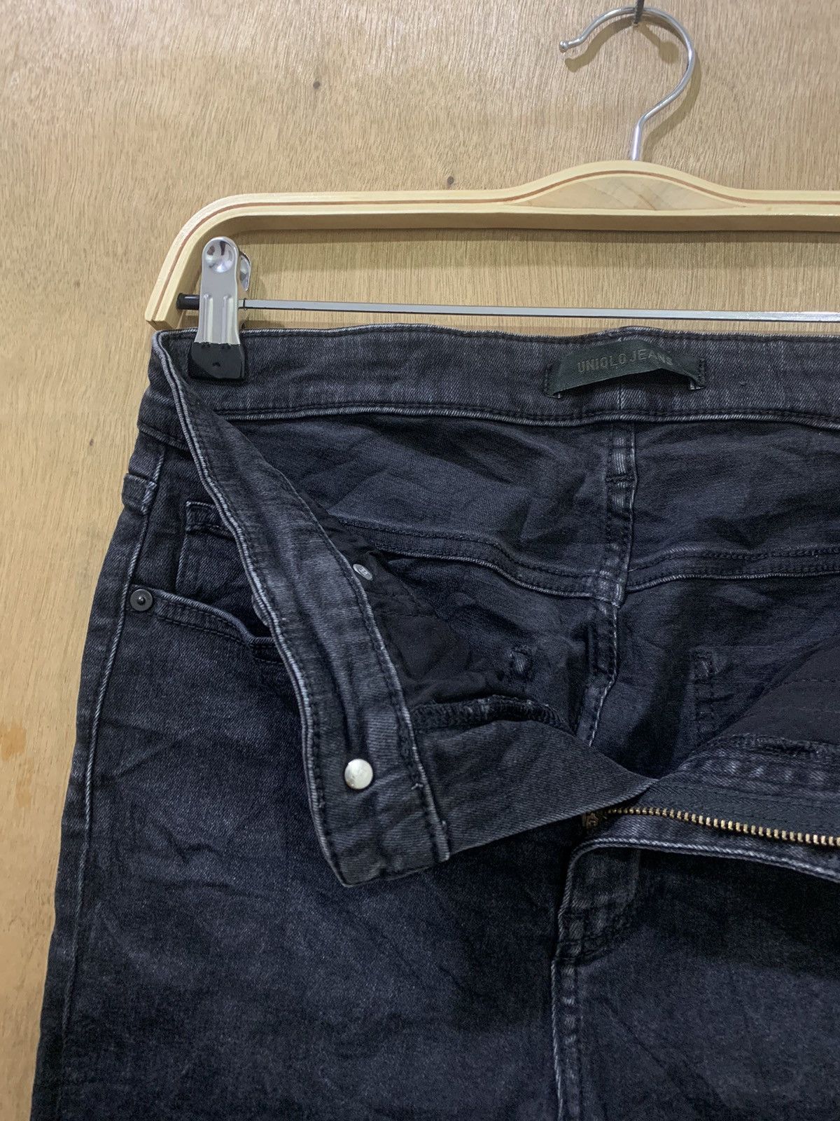 Undercover × Uniqlo UNIQLO Vintage Distressed Denim Rugged Skinny Slimfit Jeans Size US 28 / EU 44 - 16 Thumbnail