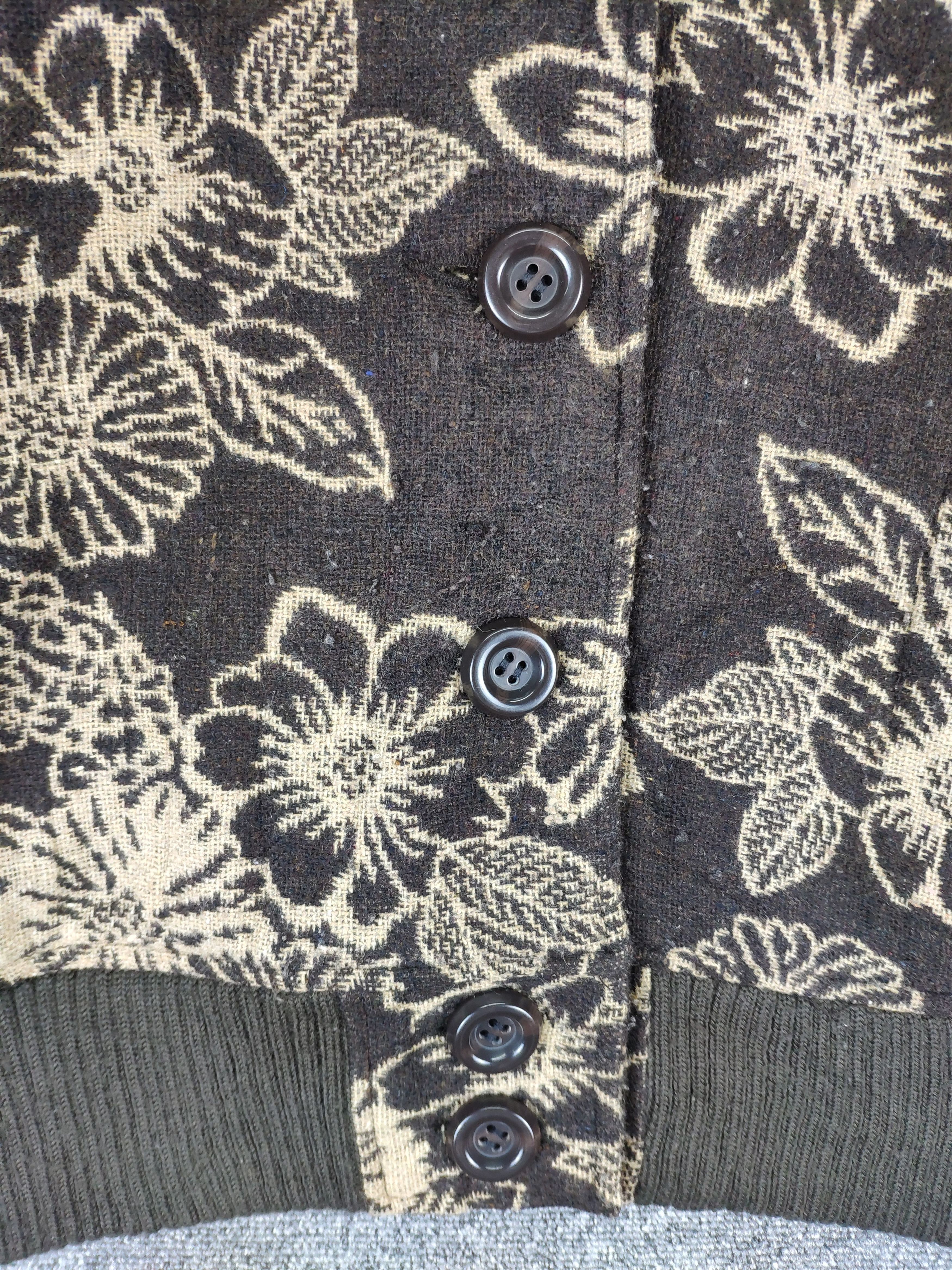 Aran Isles Knitwear × Japanese Brand Steal 💥 Vintage Knit Jacket Button Up Flower Fullprint Size S / US 4 / IT 40 - 6 Thumbnail