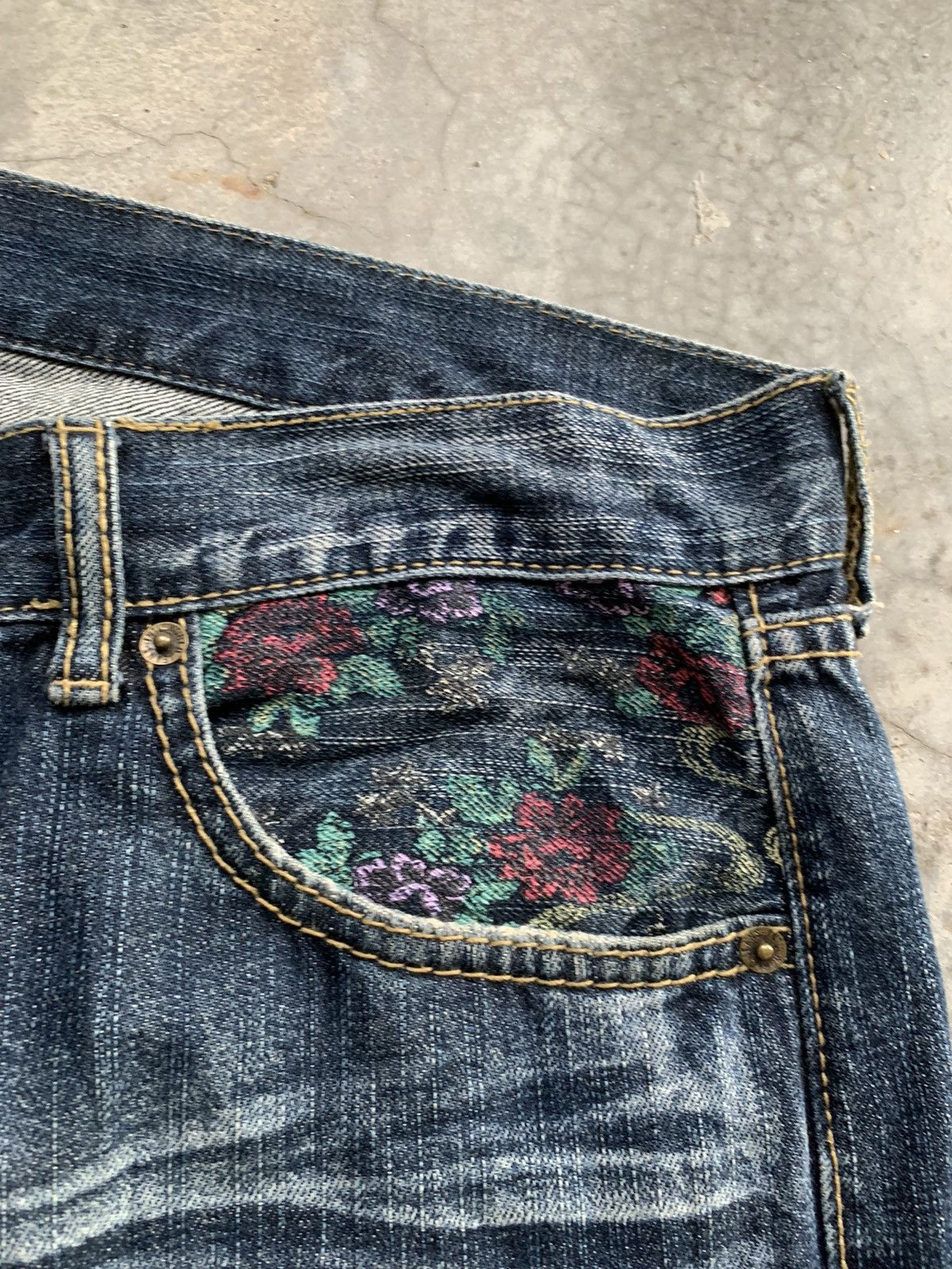 Japanese Brand Sukajan Dragon Embroided Denim Pant Size US 34 / EU 50 - 4 Thumbnail