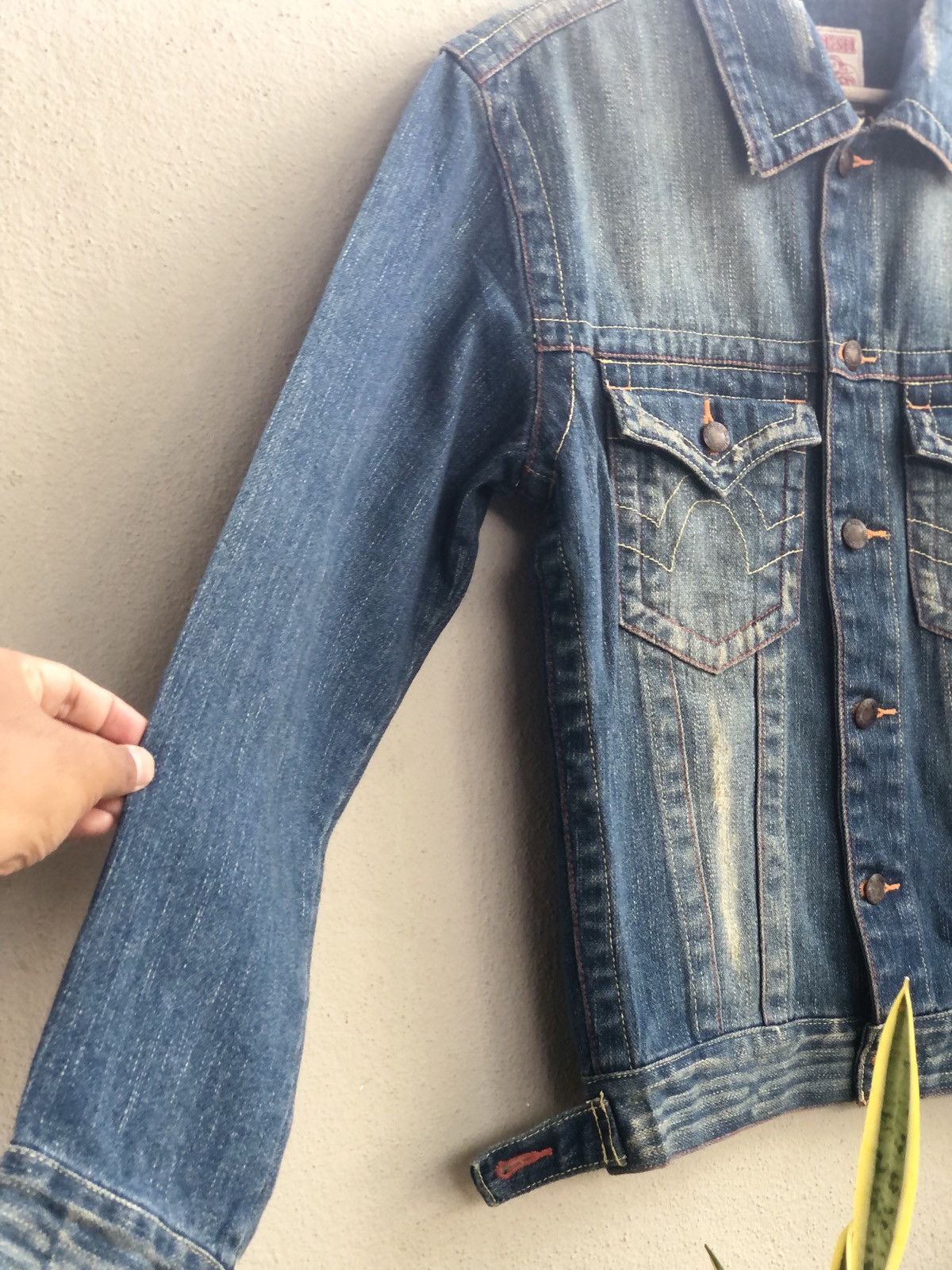 True Religion Japanese real crush Denim Jacket Distressed Size US M / EU 48-50 / 2 - 4 Thumbnail