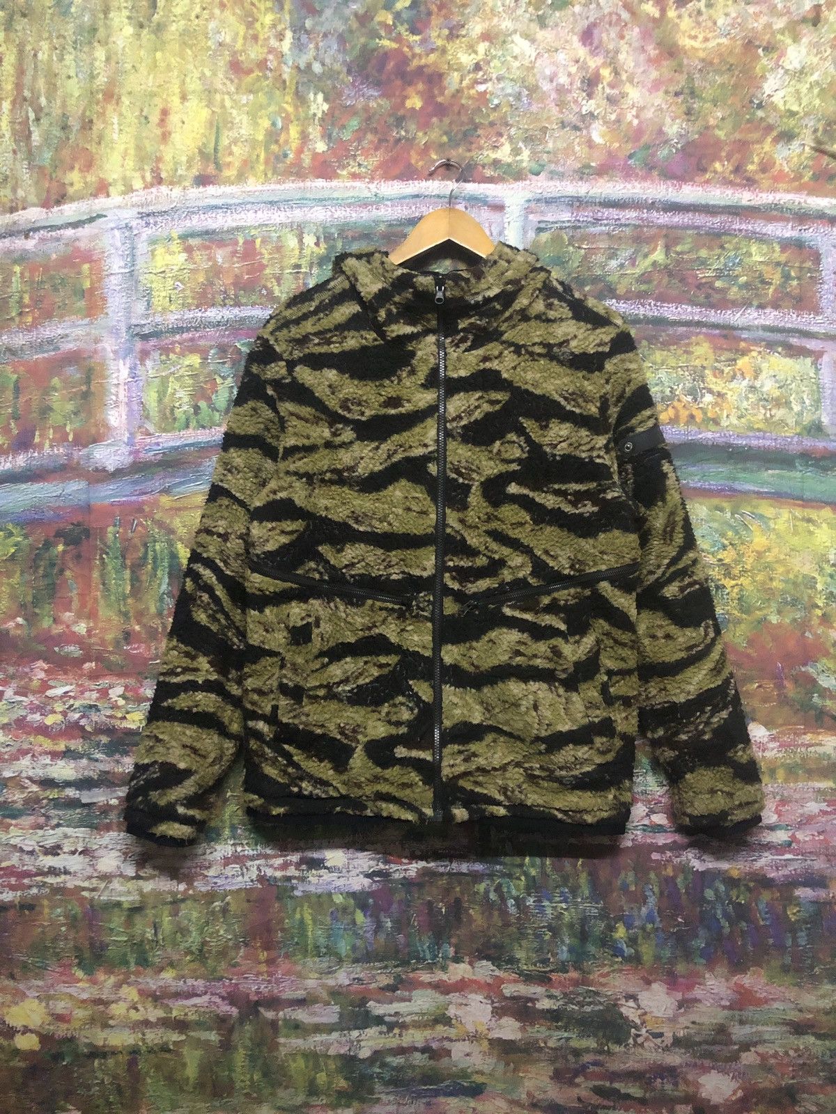 Field care hoodie tiger stripe fleece
