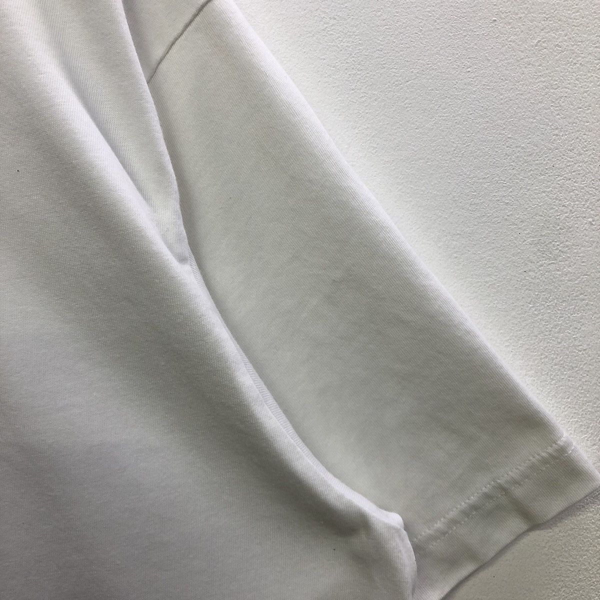 Uniqlo Uniqlo X Peter Saville Musee De Louvre Art Paris Tshirt Size US XL / EU 56 / 4 - 5 Thumbnail