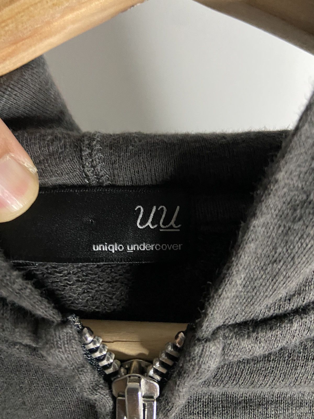 Undercover × Uniqlo UNDERCOVER HOODIE X UNIQLO❤️❤️😊 Size US S / EU 44-46 / 1 - 3 Thumbnail