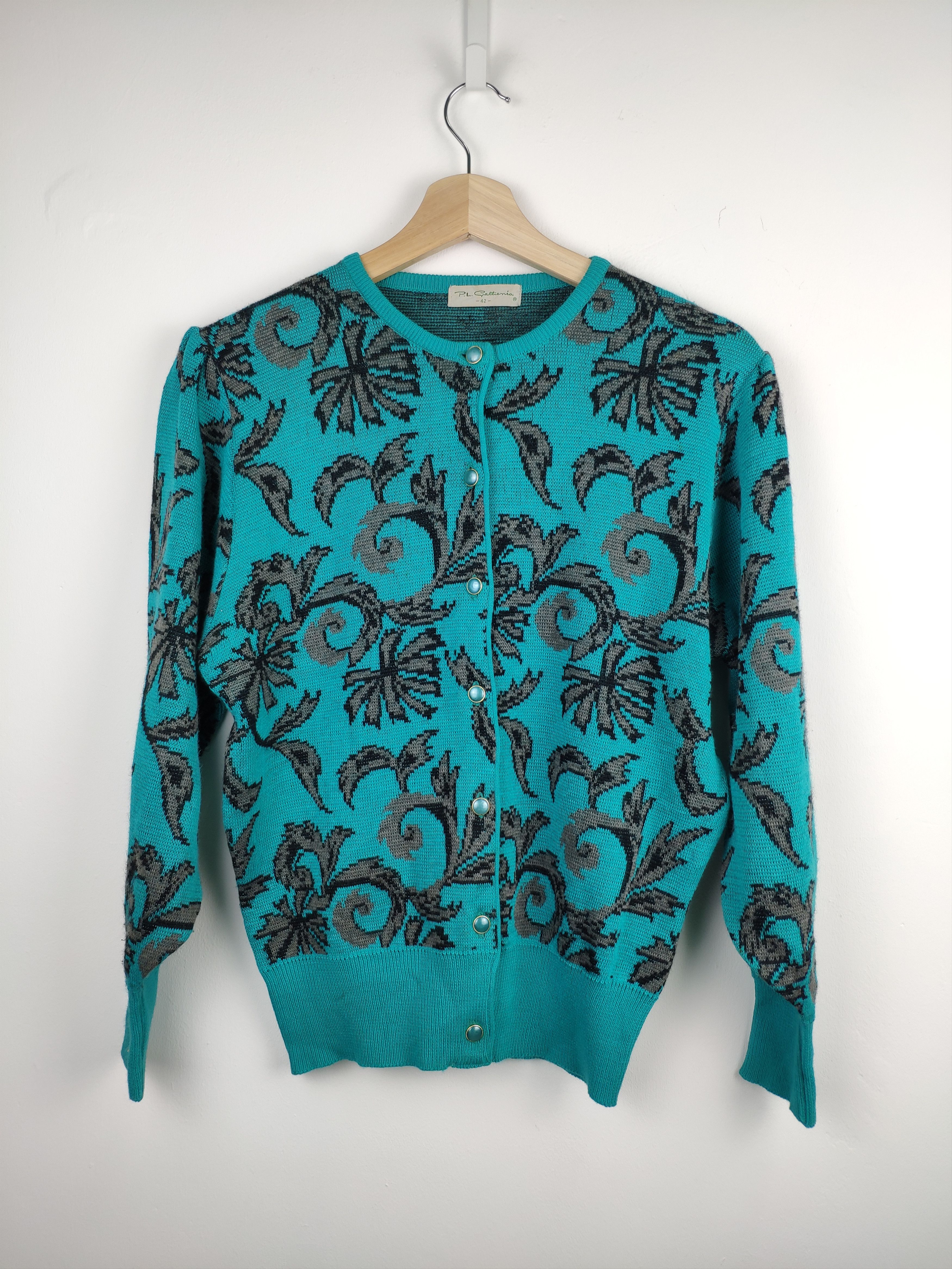 Aran Isles Knitwear × Japanese Brand Vintage Wool Knit Cardigan Paisley Style Size M / US 6-8 / IT 42-44 - 1 Thumbnail