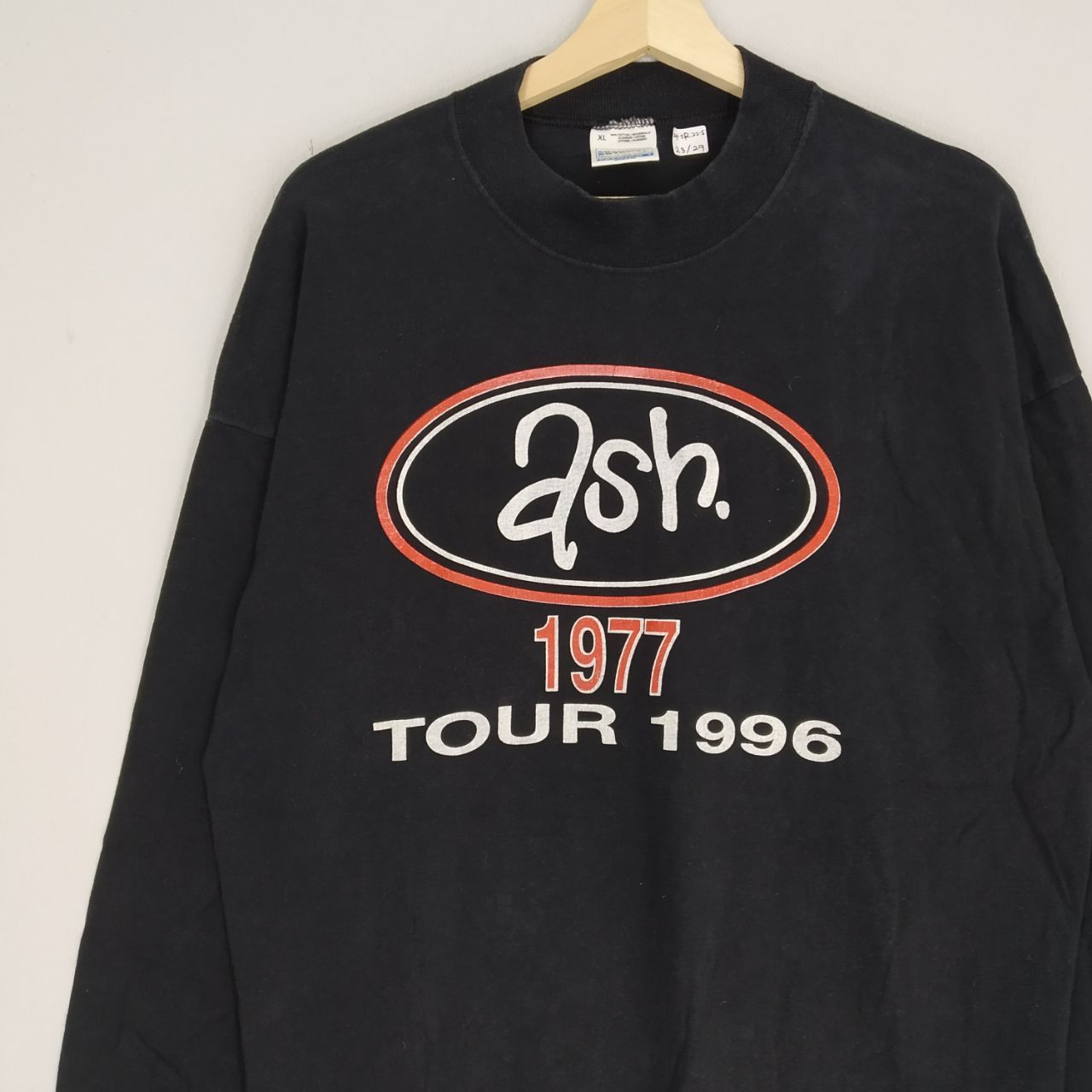 ASH Vintage 90s Ash Band Alternative Rock Punk Rock Band Promo Size US XL / EU 56 / 4 - 3 Thumbnail