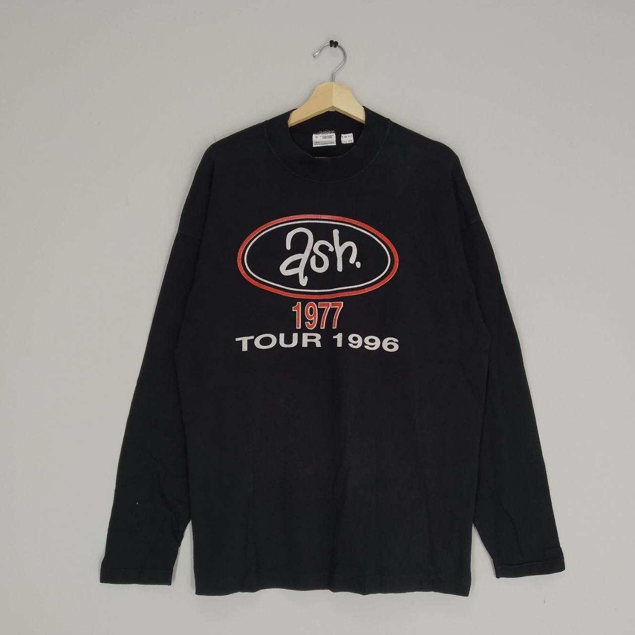 ASH Vintage 90s Ash Band Alternative Rock Punk Rock Band Promo Size US XL / EU 56 / 4 - 2 Thumbnail