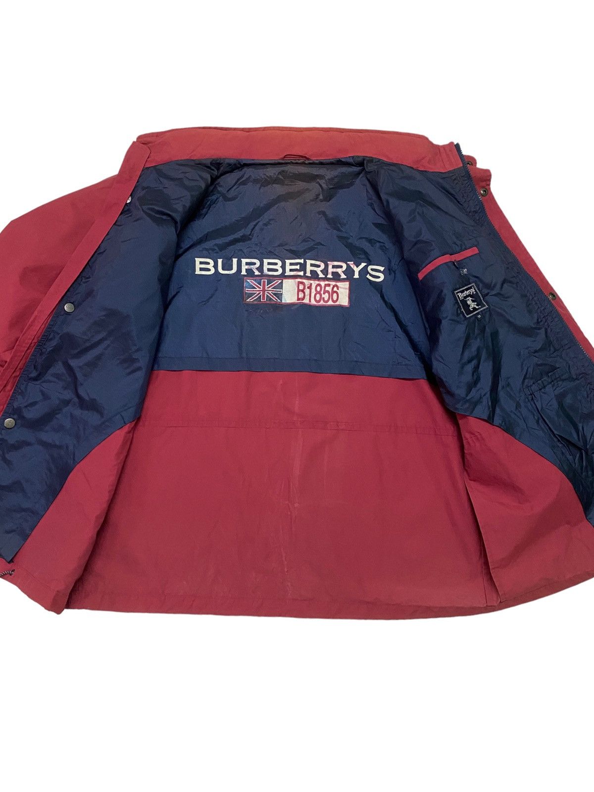 Burberry Vintage Classic Burberry B1856 Red Faded Jacket s46k Size US L / EU 52-54 / 3 - 13 Thumbnail