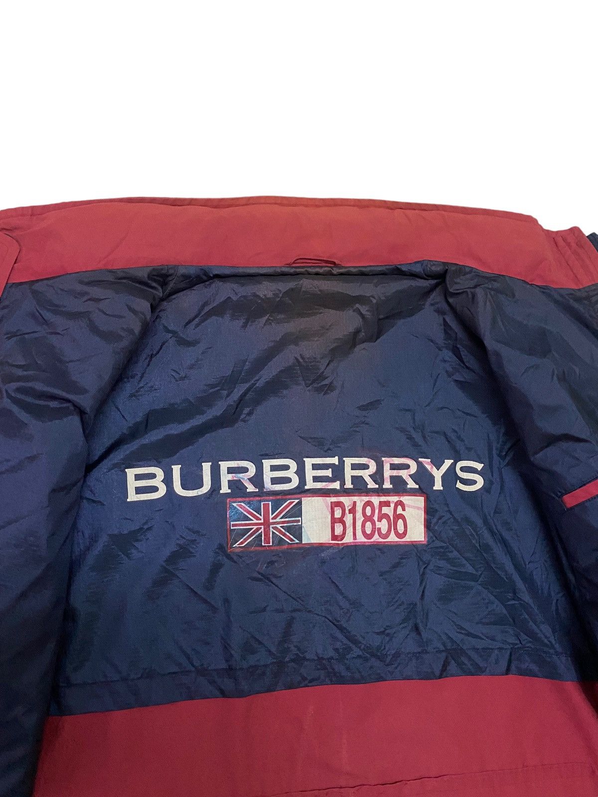 Burberry Vintage Classic Burberry B1856 Red Faded Jacket s46k Size US L / EU 52-54 / 3 - 16 Thumbnail