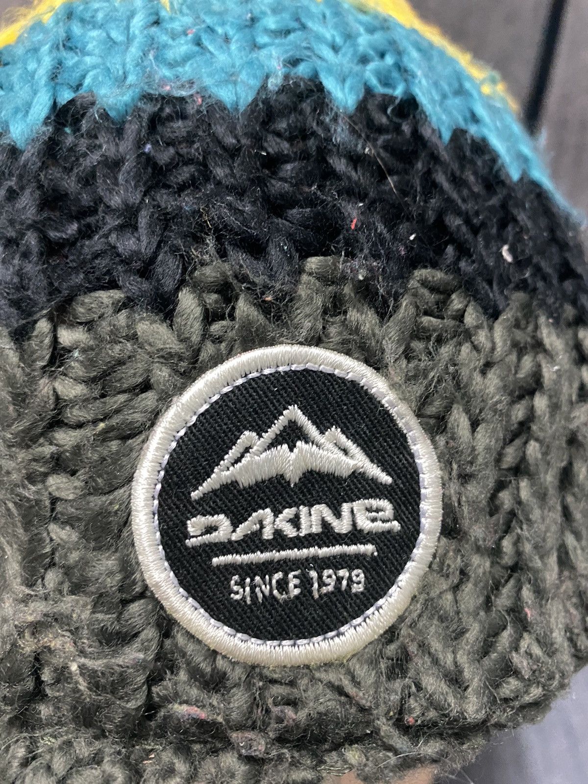 Dakine DAKINE Brand Rasta Stripes Patches Beanie Hat Size ONE SIZE - 4 Thumbnail