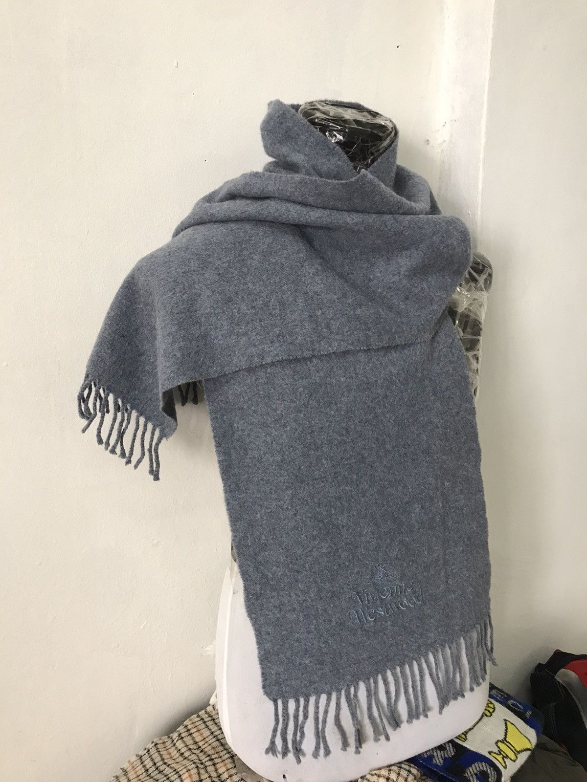 Vivienne Westwood Vintage Vivienne Westwoods Lanawool Scarf/Mafla Size ONE SIZE - 8 Thumbnail