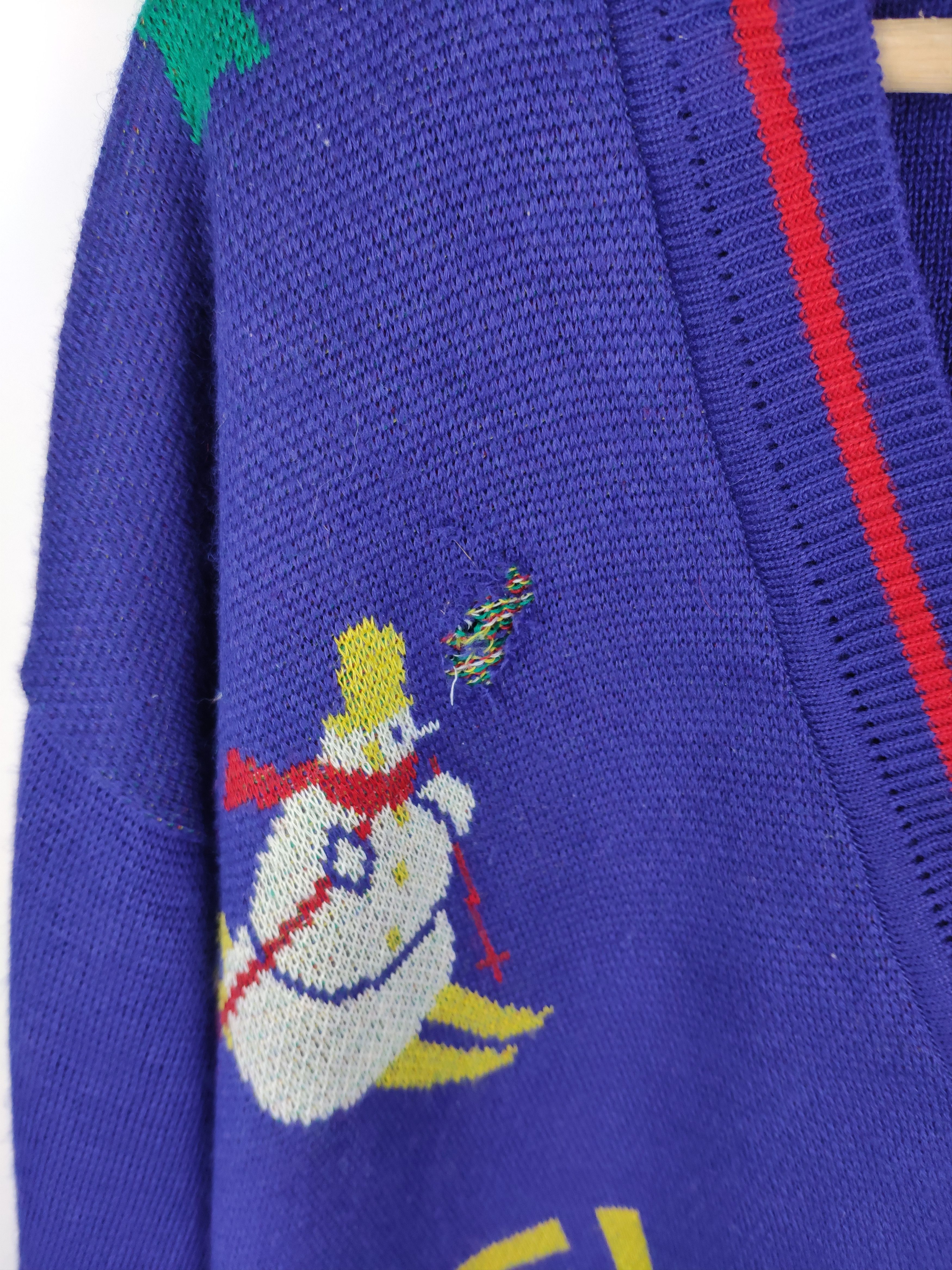 Aran Isles Knitwear × Japanese Brand × Vintage Vintage Wool Knit Sweater V Neck Givy Cartoon Size US L / EU 52-54 / 3 - 3 Thumbnail