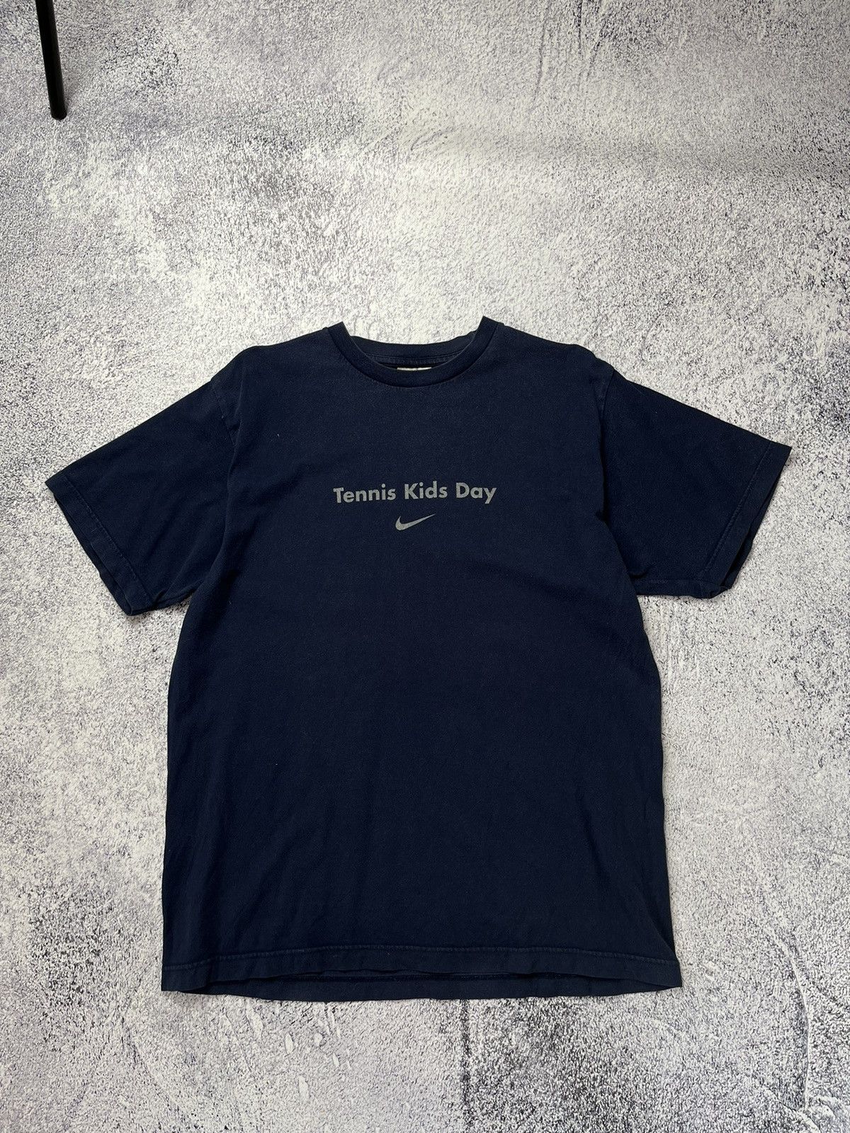 Nike Vintage Nike tee big logo Size M Size US M / EU 48-50 / 2 - 1 Thumbnail