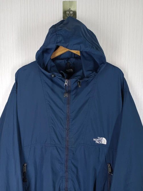 The North Face Vintage The North Face Hoodie Jacket Size US L / EU 52-54 / 3 - 2 Thumbnail