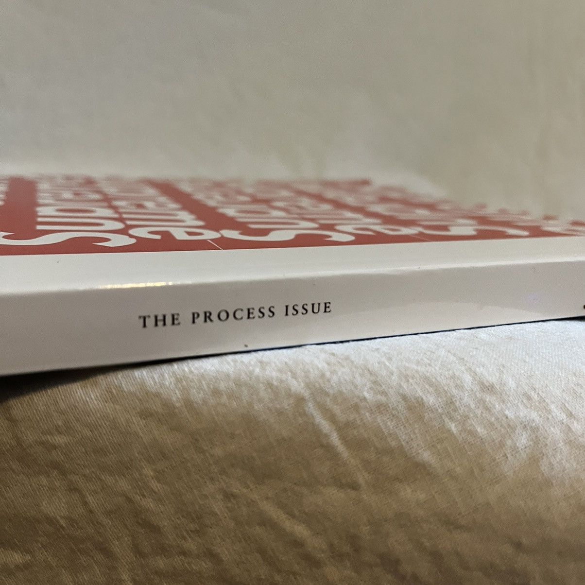 Hypebeast × Supreme Hypebeast Issue 5: The Process Issue (Supreme) Size ONE SIZE - 3 Thumbnail
