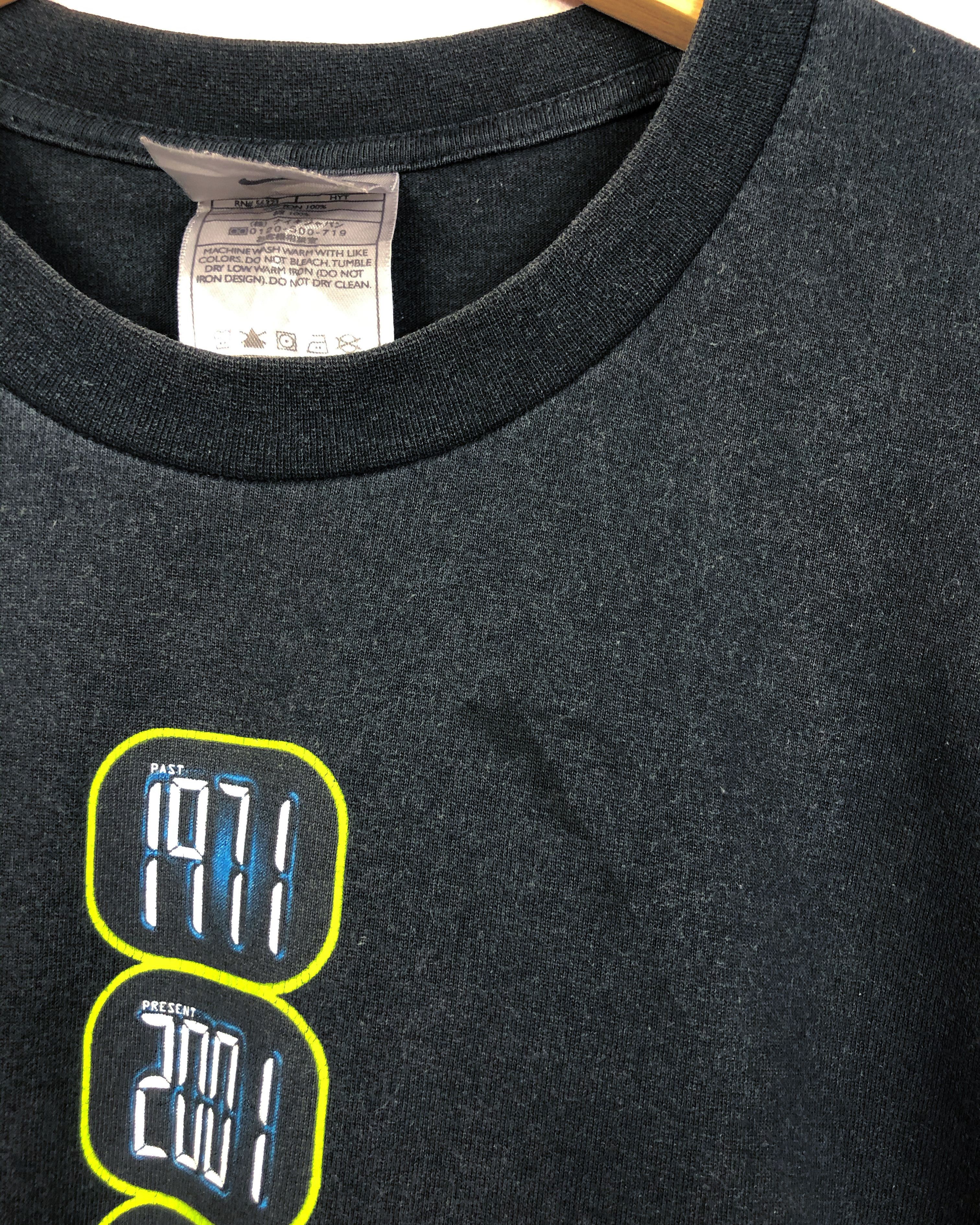 Nike Rare Vintage 2000s Nike Tee Size US L / EU 52-54 / 3 - 10 Thumbnail