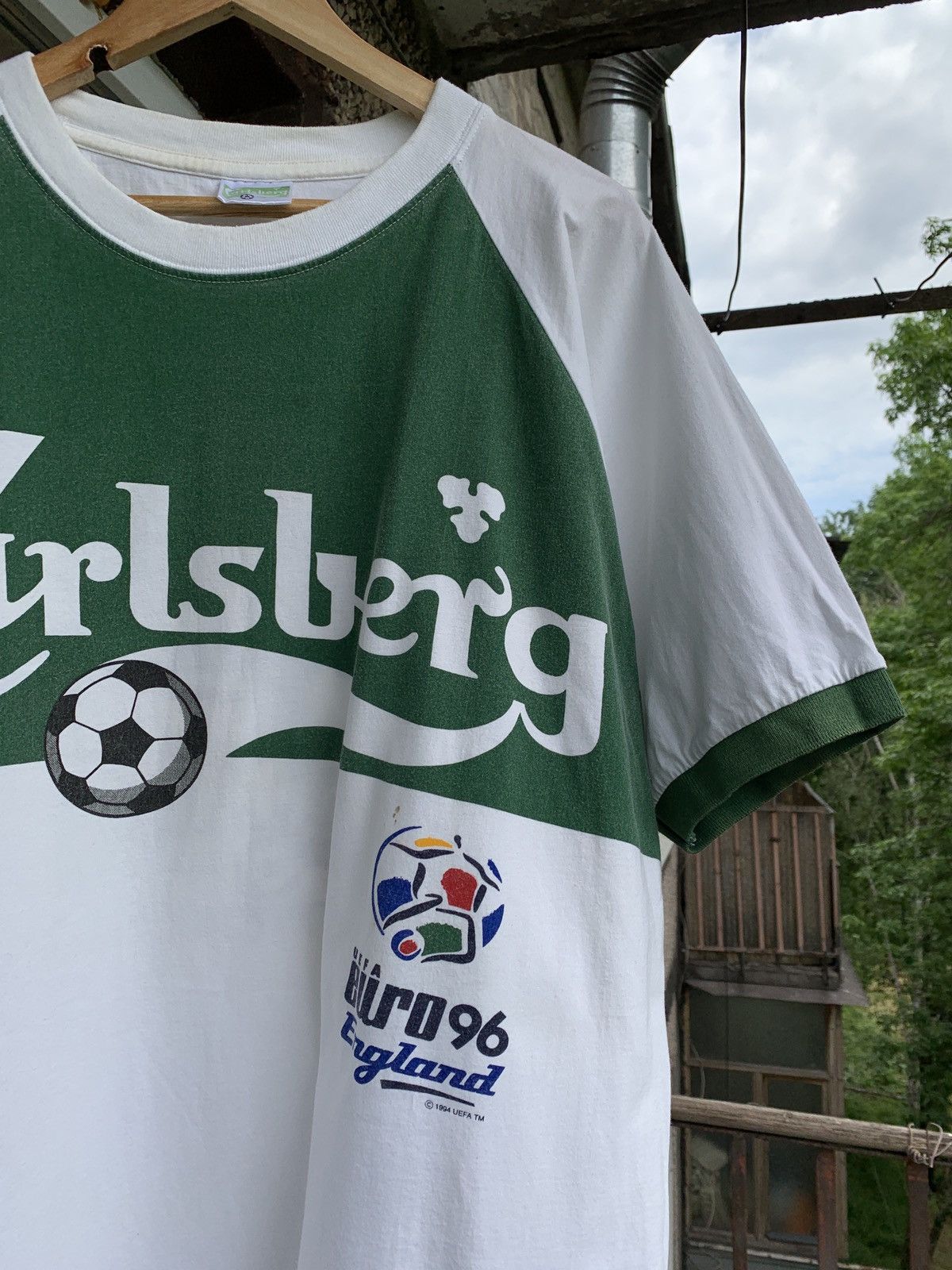 UEFA 1994 Vintage Carlsberg UEFA Euro England 96 T-Shirt Size US XL / EU 56 / 4 - 4 Thumbnail