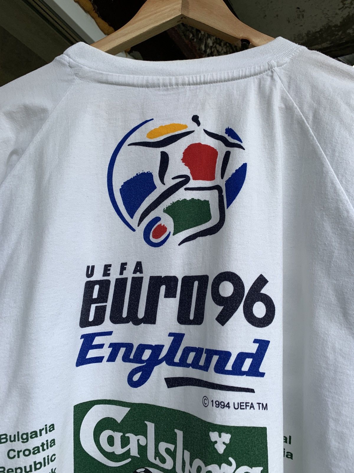 UEFA 1994 Vintage Carlsberg UEFA Euro England 96 T-Shirt Size US XL / EU 56 / 4 - 10 Thumbnail