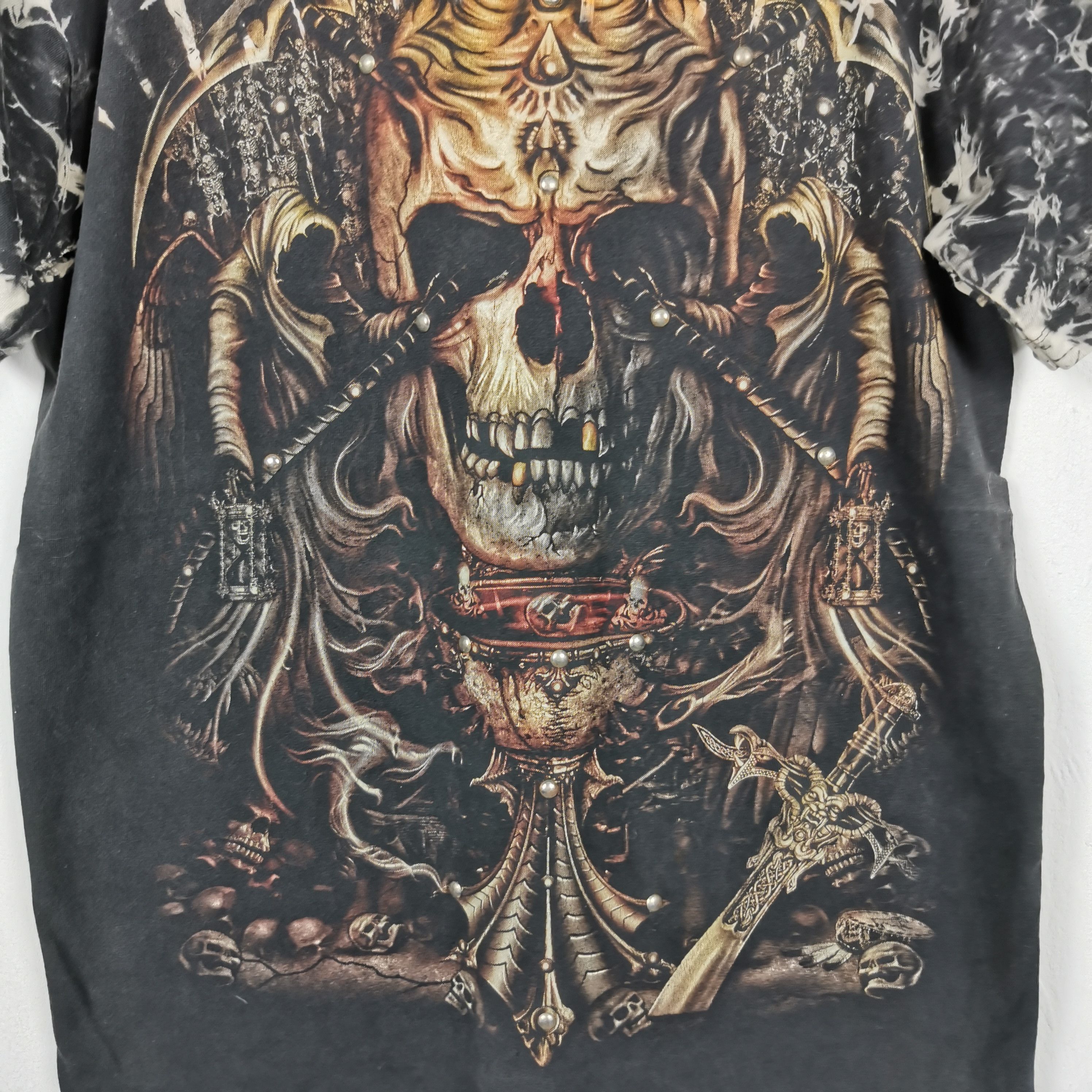 Vintage Skulls T-Shirt Vicious Tie Dye Horror Skulls Tees BS45781. Size US M / EU 48-50 / 2 - 5 Thumbnail