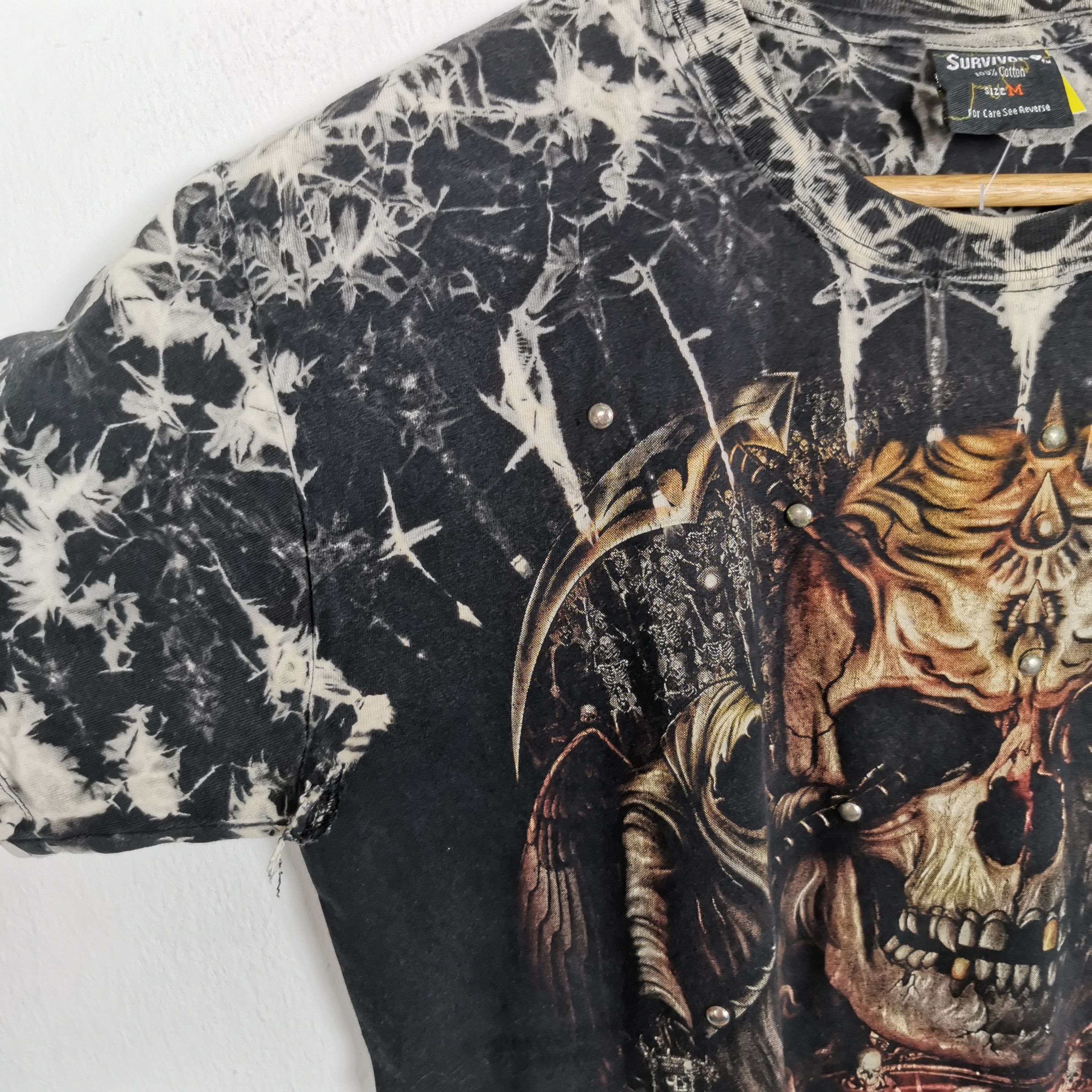 Vintage Skulls T-Shirt Vicious Tie Dye Horror Skulls Tees BS45781. Size US M / EU 48-50 / 2 - 8 Thumbnail