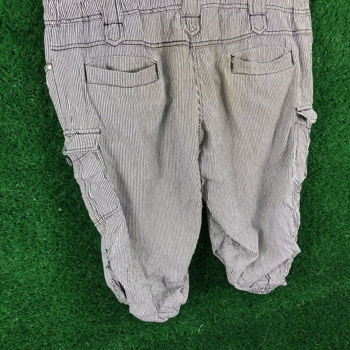 Japanese Brand Hickory Stripe Shortsleeve Coverall Quarter Pants Size US 34 / EU 50 - 10 Thumbnail
