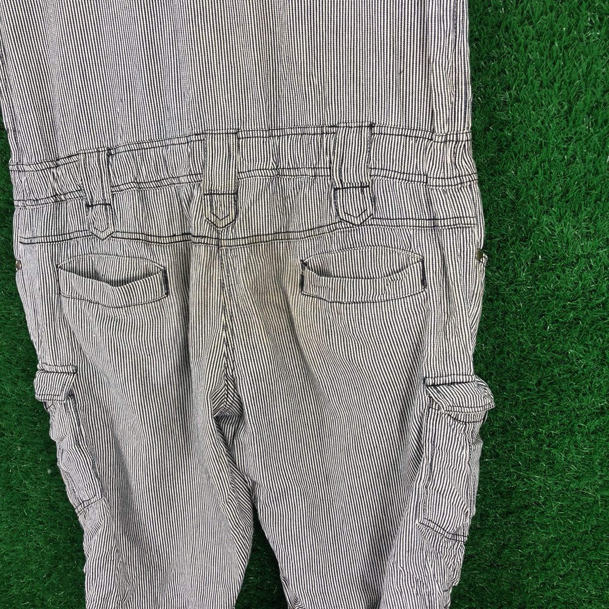 Japanese Brand Hickory Stripe Shortsleeve Coverall Quarter Pants Size US 34 / EU 50 - 9 Thumbnail