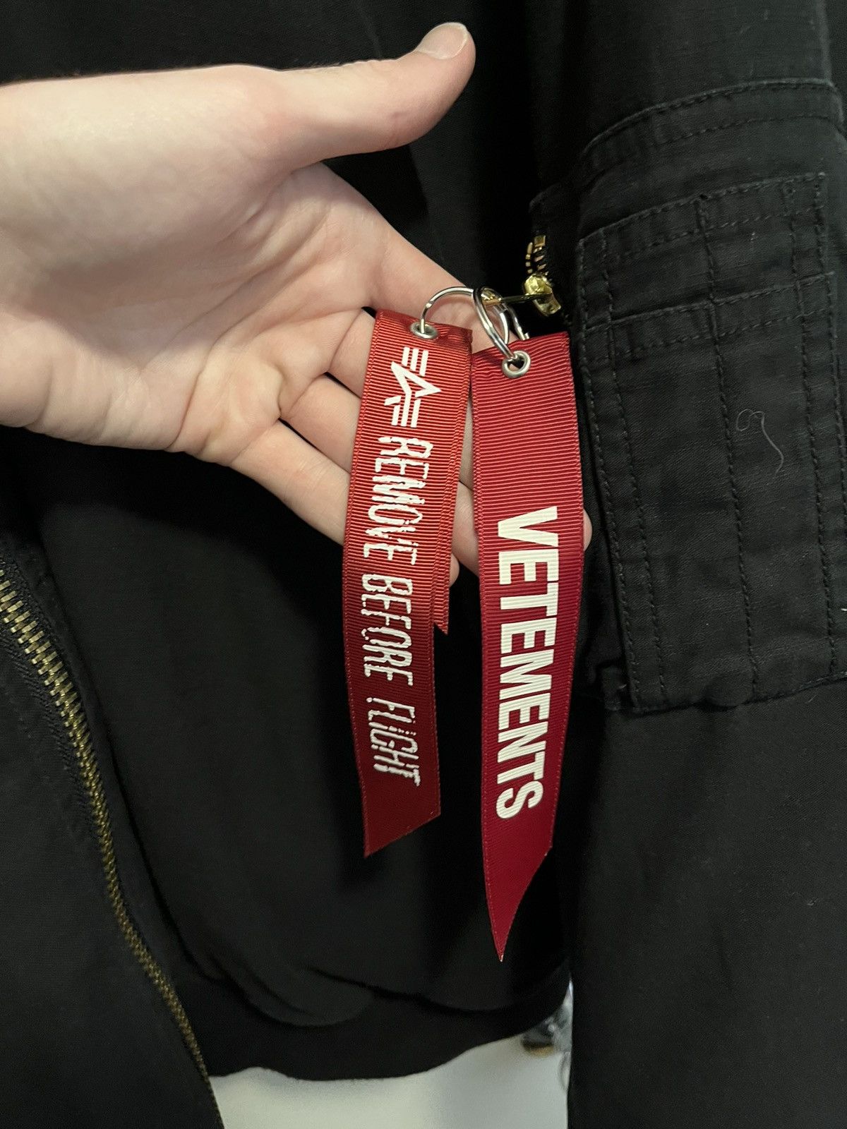 Alpha Industries × Vetements Demna Era SS18 Oversized Padded Emoji Reversible Bomber Size US M / EU 48-50 / 2 - 4 Thumbnail