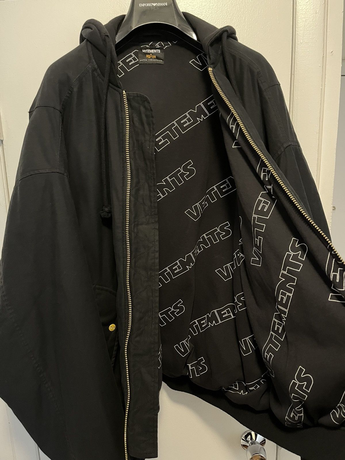 Alpha Industries × Vetements Demna Era SS18 Oversized Padded Emoji Reversible Bomber Size US M / EU 48-50 / 2 - 12 Thumbnail