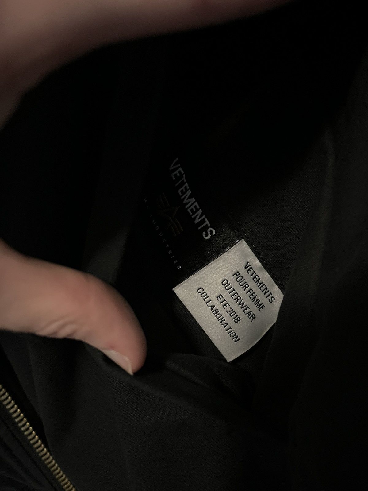 Alpha Industries × Vetements Demna Era SS18 Oversized Padded Emoji Reversible Bomber Size US M / EU 48-50 / 2 - 15 Thumbnail