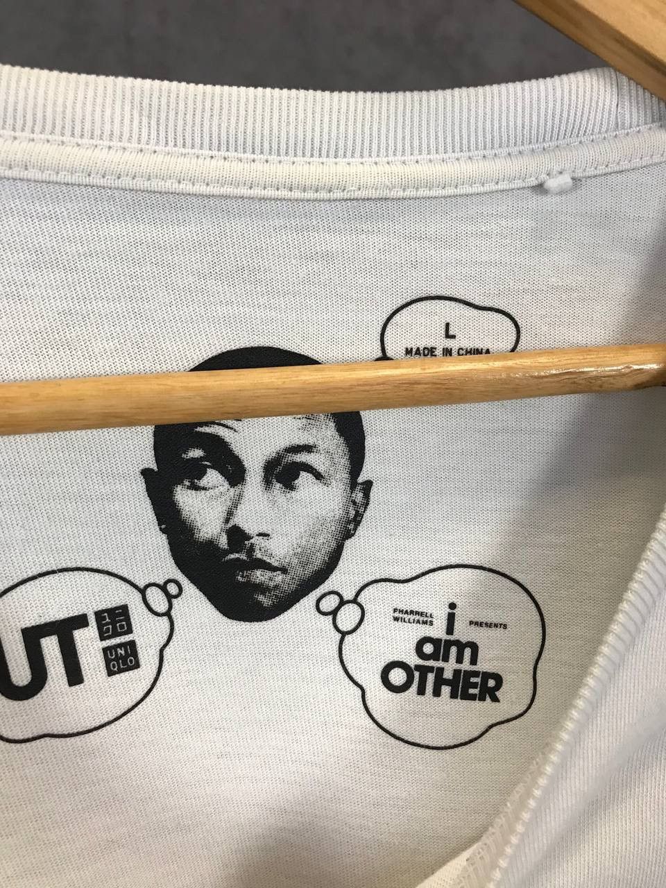Designer Pharrell Williams x Uniqlo designer tee Size US L / EU 52-54 / 3 - 4 Thumbnail