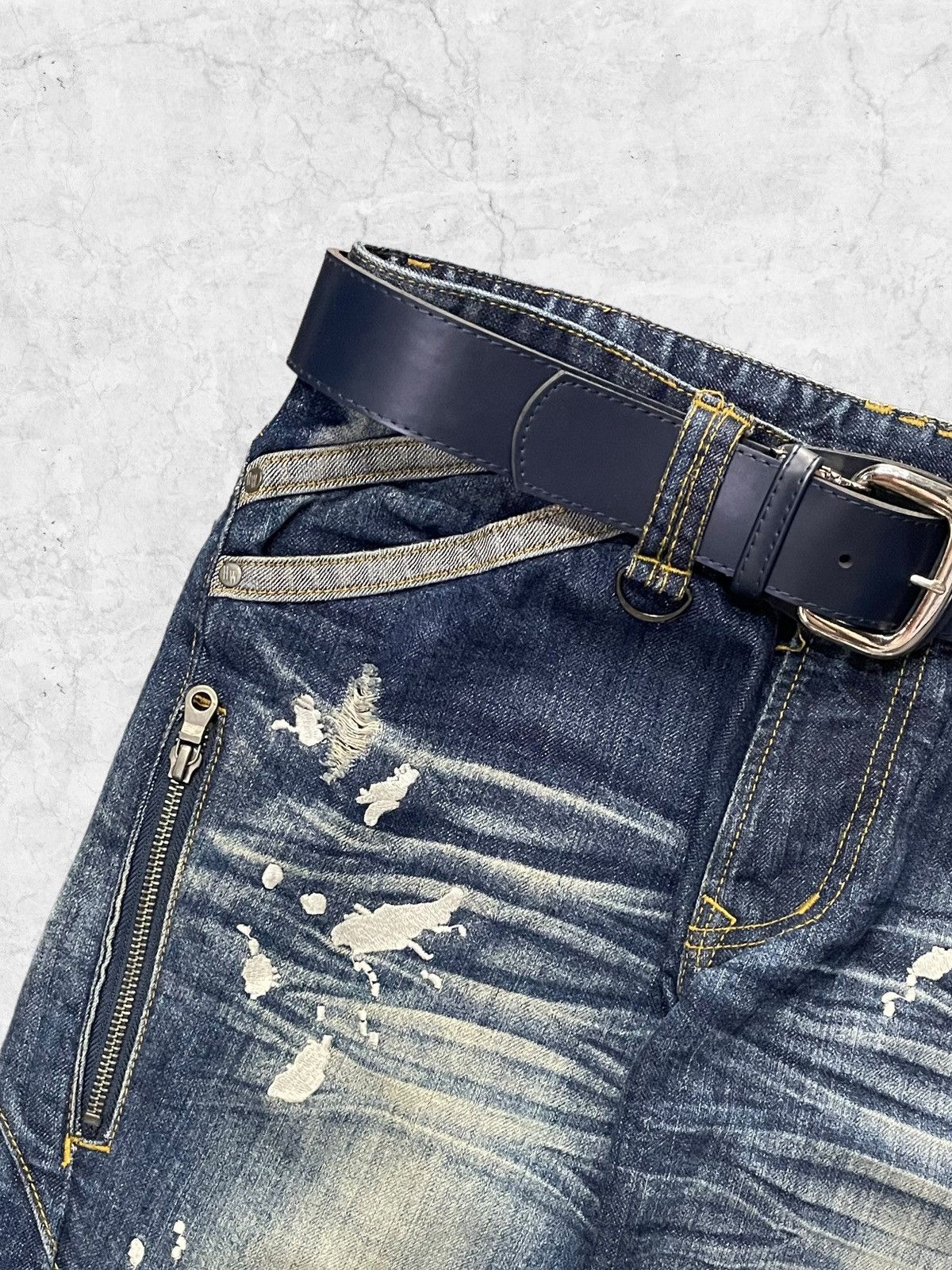 GOSTAR DE FUGA × Junya Watanabe Hideaways Japan Over Claw Mark Flared Jeans With Belt Size US 30 / EU 46 - 5 Thumbnail