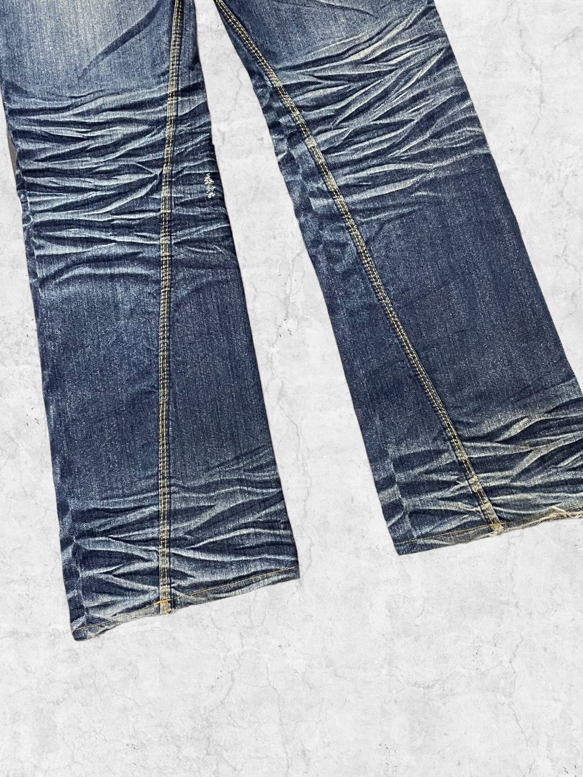 GOSTAR DE FUGA × Junya Watanabe Hideaways Japan Over Claw Mark Flared Jeans With Belt Size US 30 / EU 46 - 10 Thumbnail