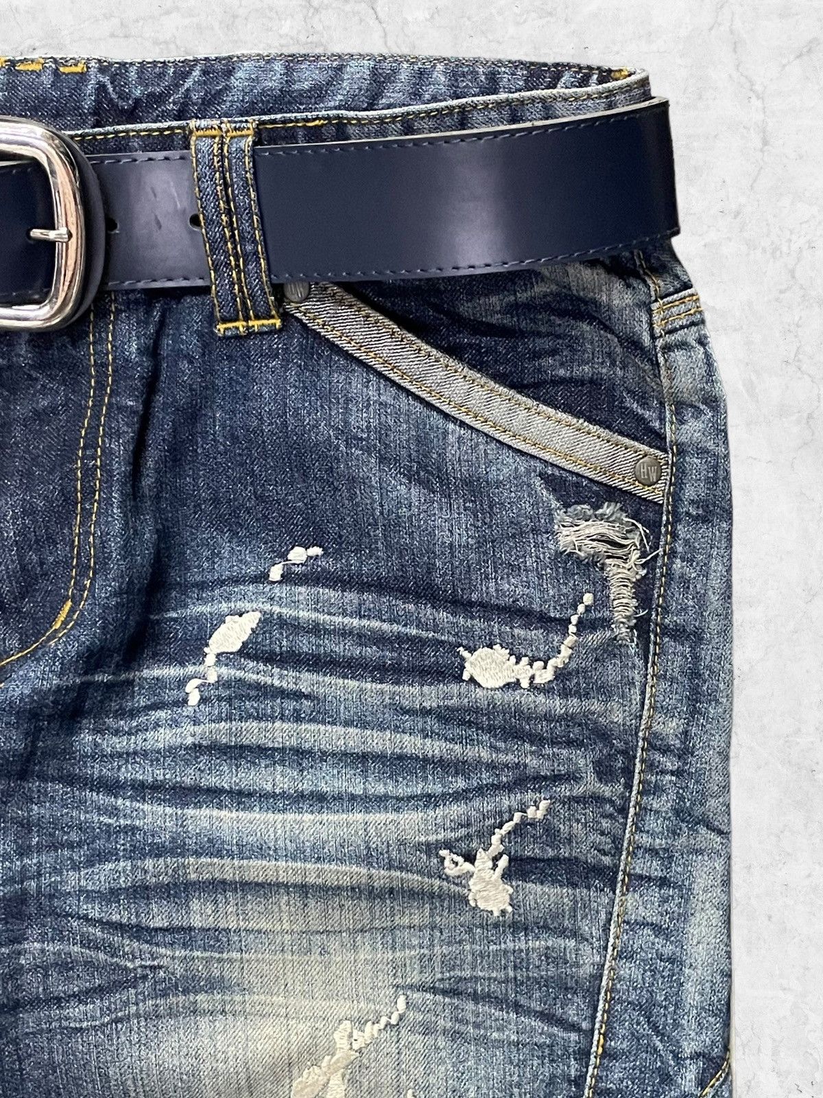 GOSTAR DE FUGA × Junya Watanabe Hideaways Japan Over Claw Mark Flared Jeans With Belt Size US 30 / EU 46 - 6 Thumbnail