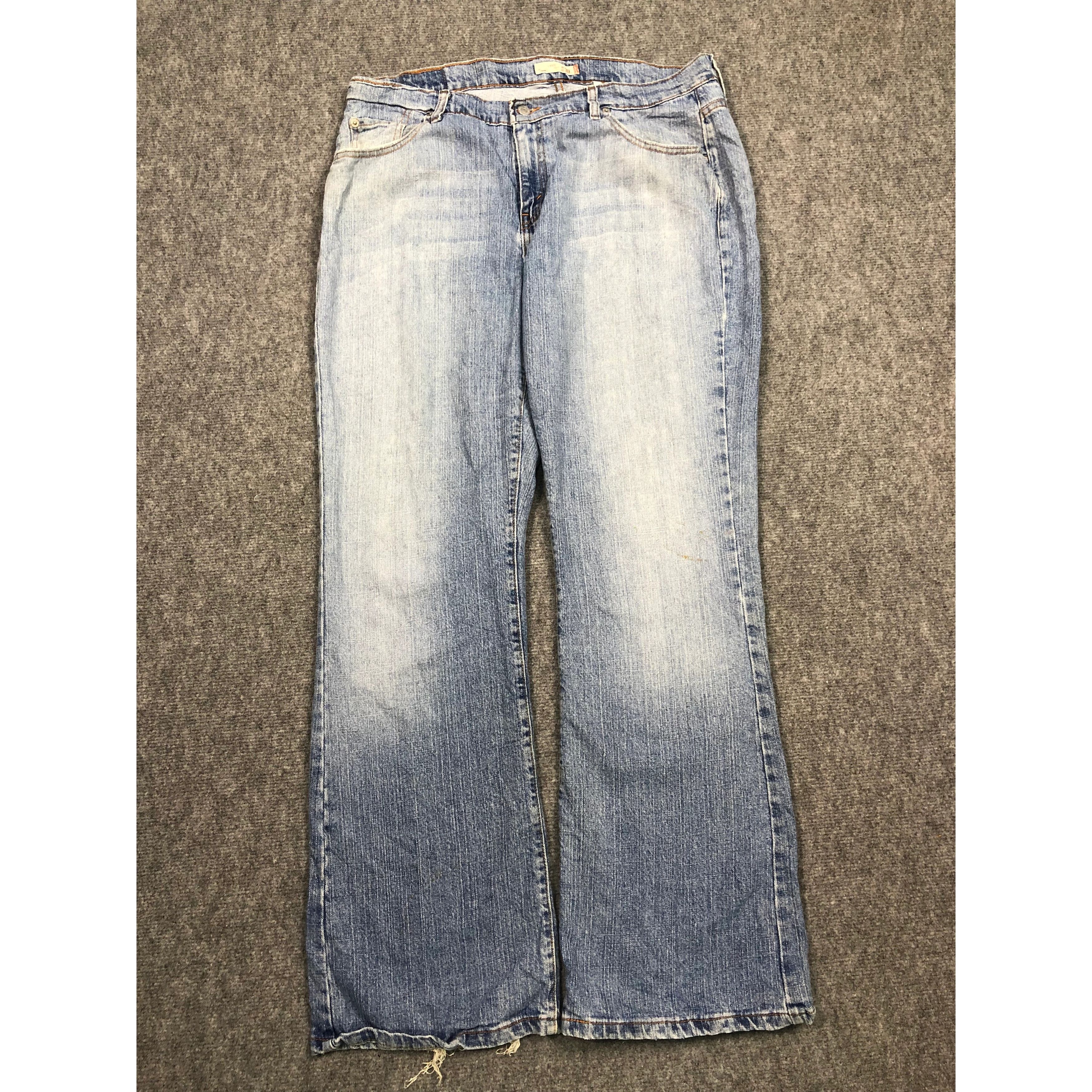 Levi's Vintage Levis 529 Bootcut Denim Jeans Flare DP0147 Size US 39 - 1 Thumbnail