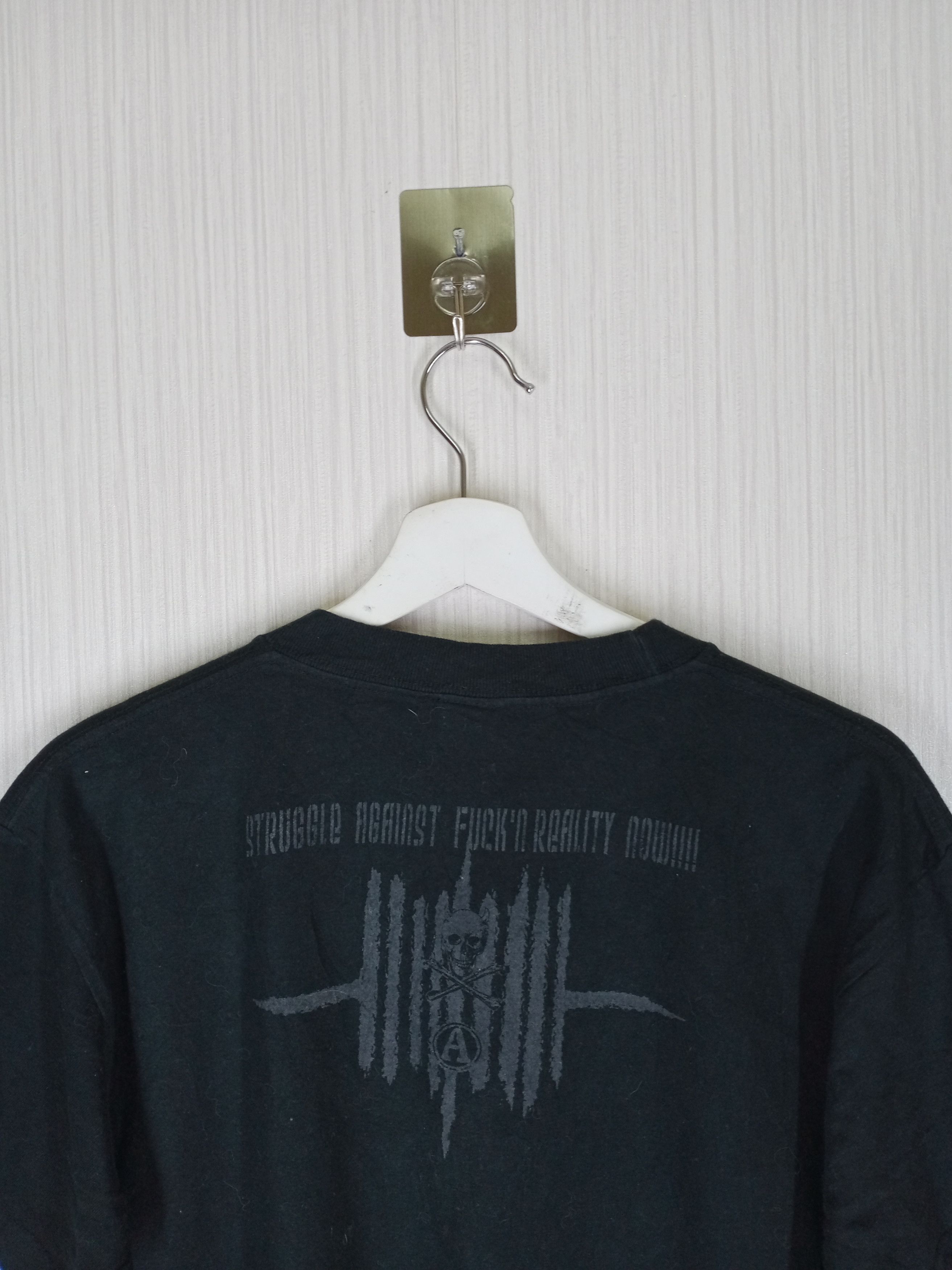 Band Tees Vintage WARHEAD Punk Rock Band 2007 West Japan Tour Tshirt Size US M / EU 48-50 / 2 - 4 Thumbnail