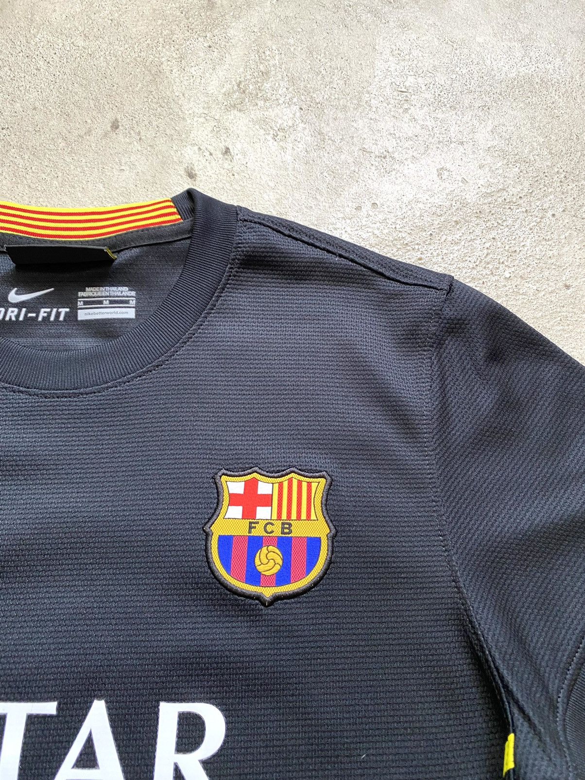 Nike Nike Barcelona Soccer Jersey T Shirt Wmns Size M / US 6-8 / IT 42-44 - 7 Thumbnail