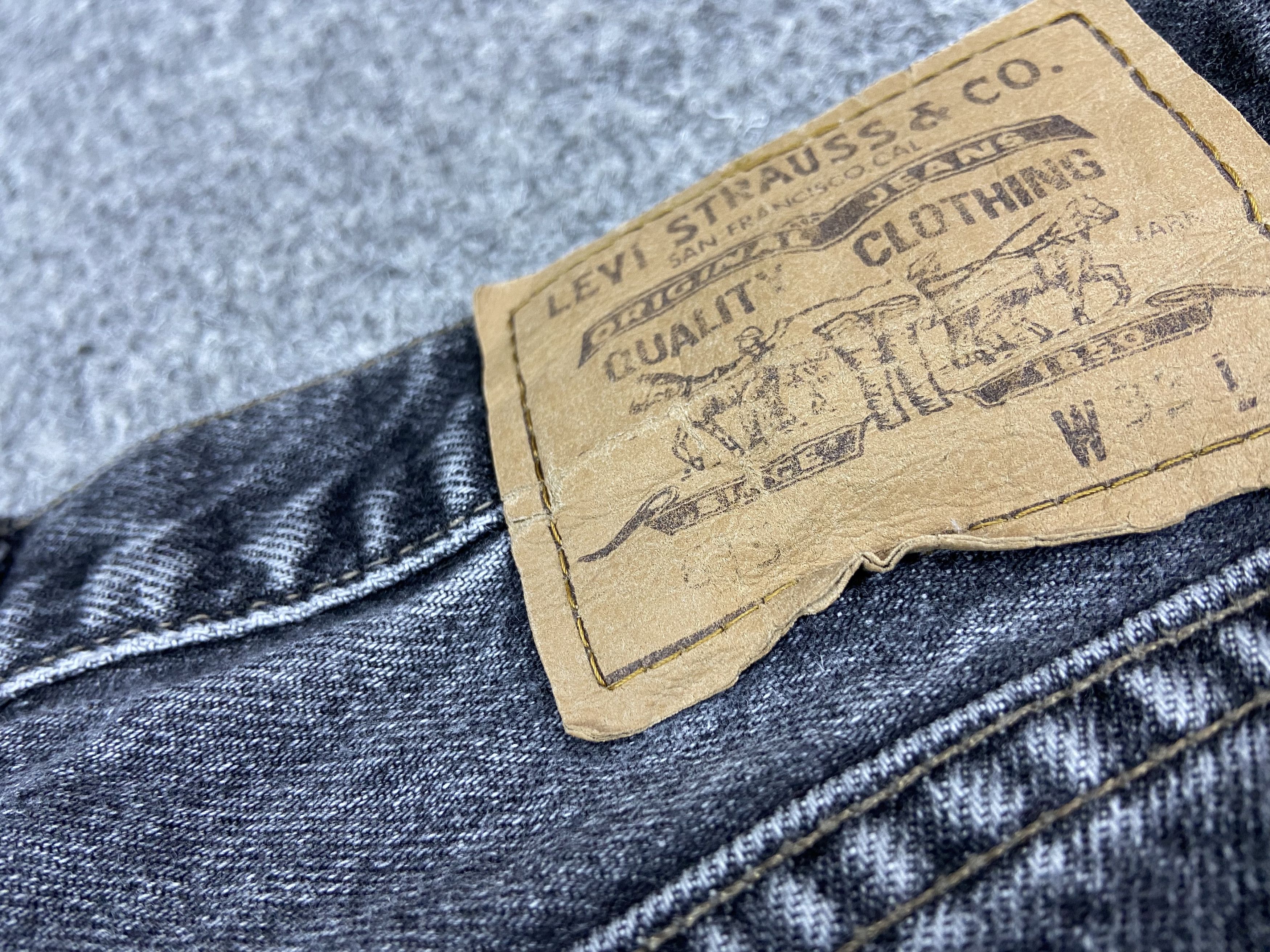 Levi's Vintage Levi’s 615 black wash denim jeans Size US 30 / EU 46 - 17 Thumbnail