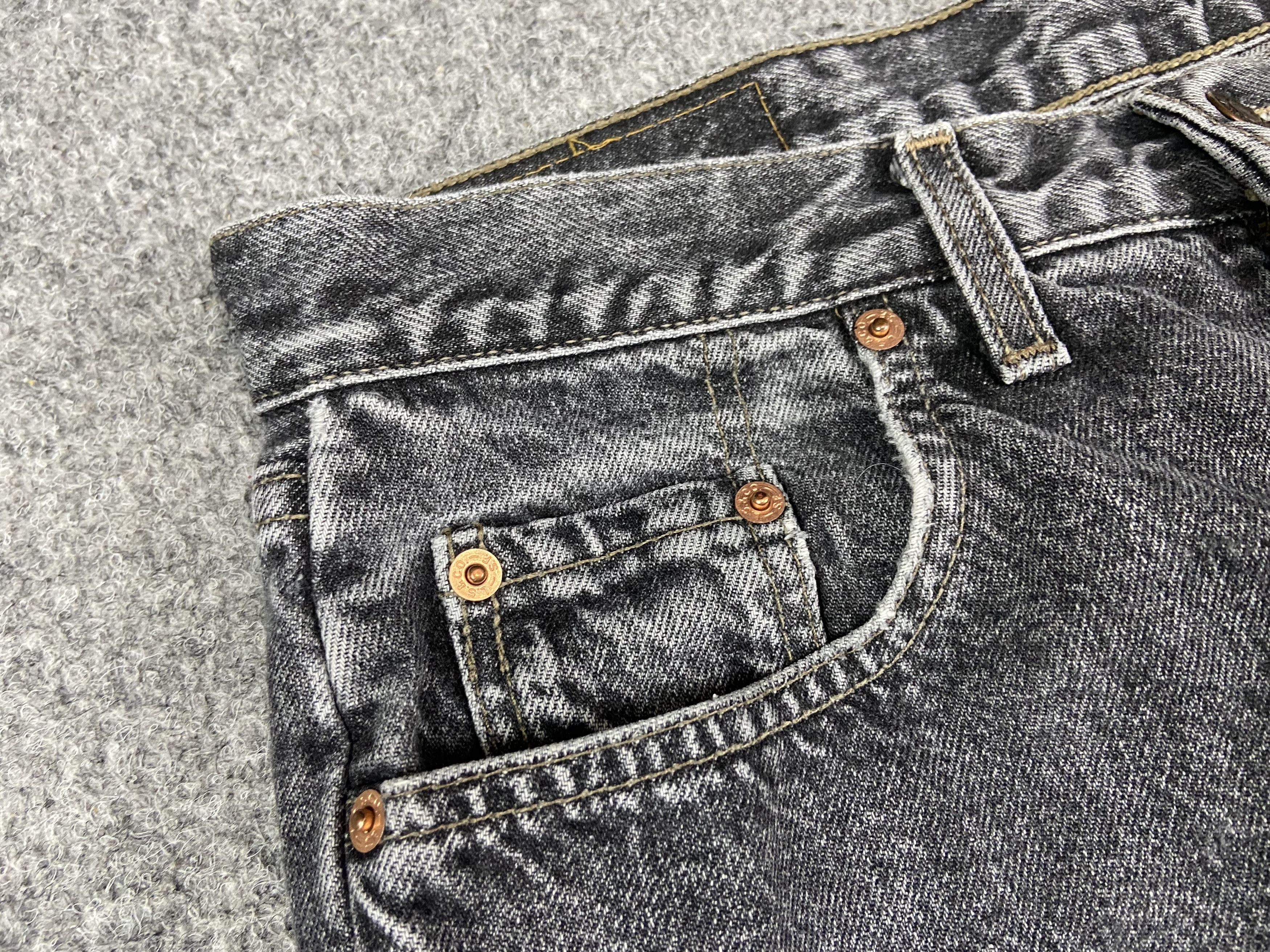 Levi's Vintage Levi’s 615 black wash denim jeans Size US 30 / EU 46 - 9 Thumbnail