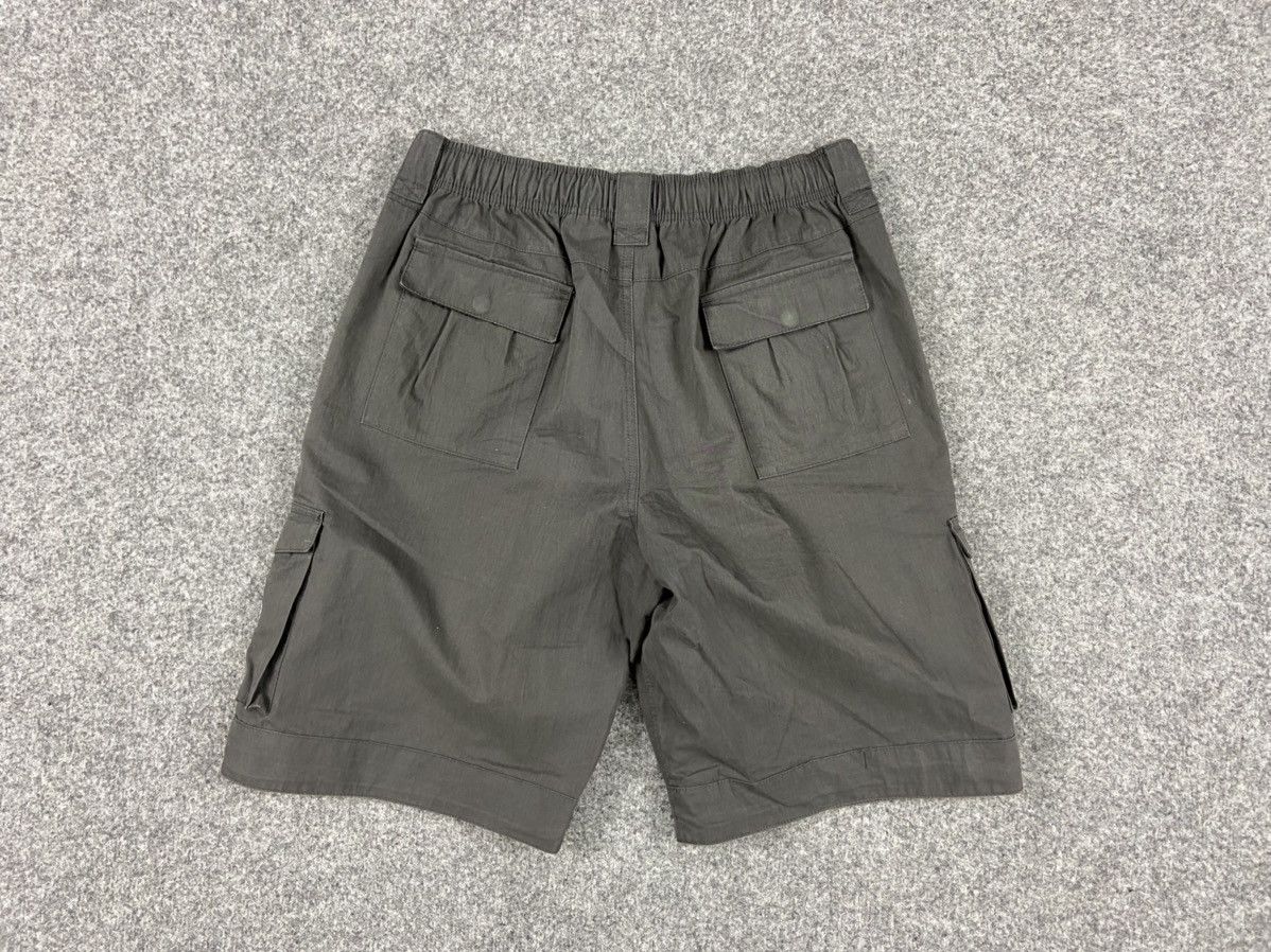 Nike × Vintage Nike vintage printed cargo shorts Size US 34 / EU 50 - 9 Thumbnail
