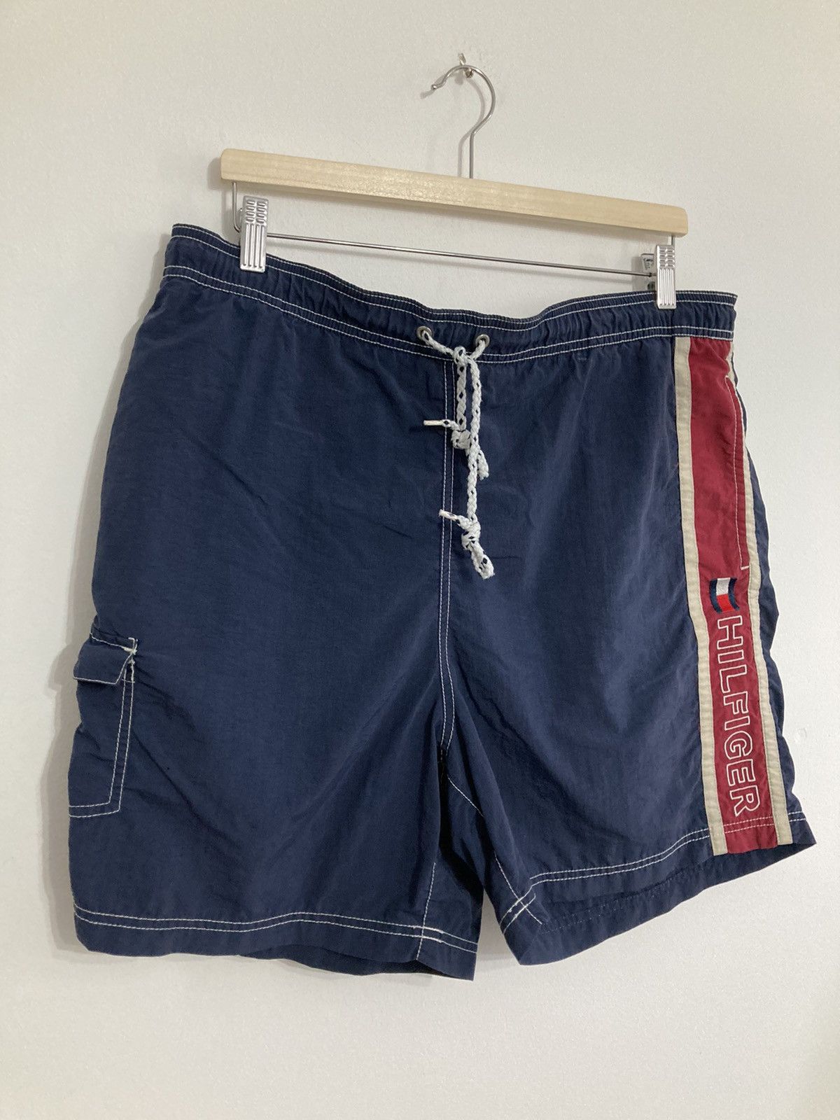 Tommy Hilfiger Vintage Swim Shorts Tommy Hilfiger y2k 90s Logo Size US 34 / EU 50 - 4 Thumbnail