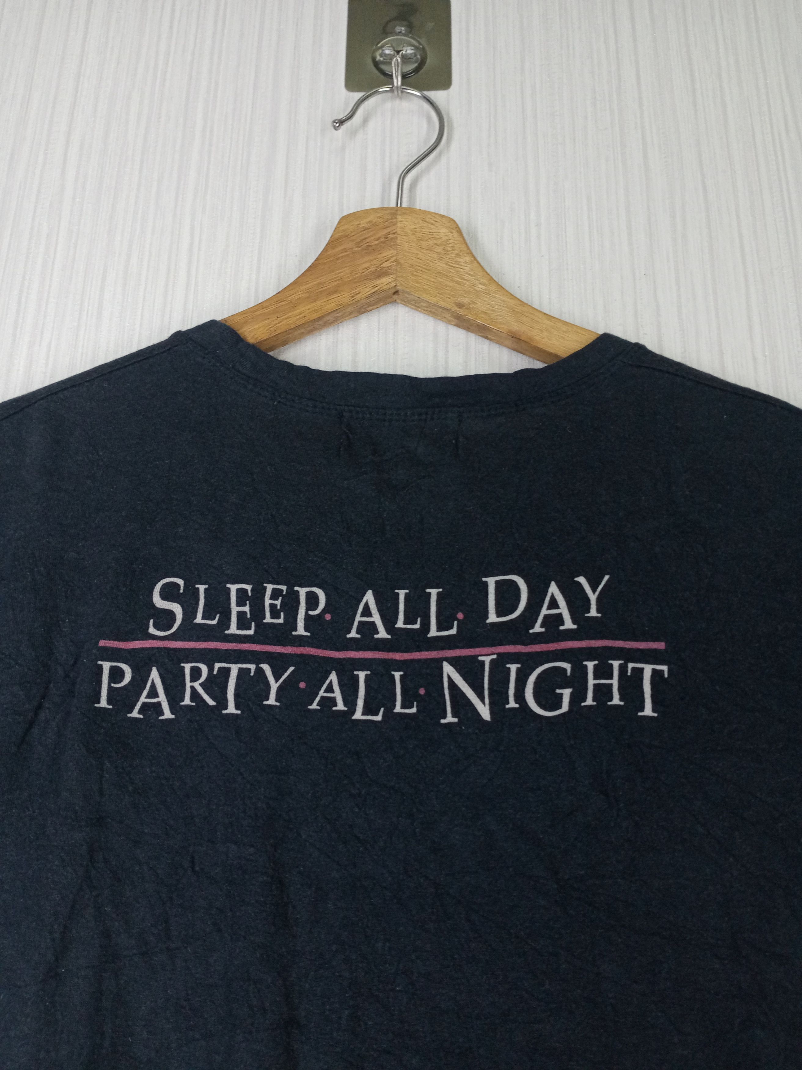 Vintage THE LOST BOYS "Sleep All Day, Party All Night" Movie Size US M / EU 48-50 / 2 - 2 Thumbnail