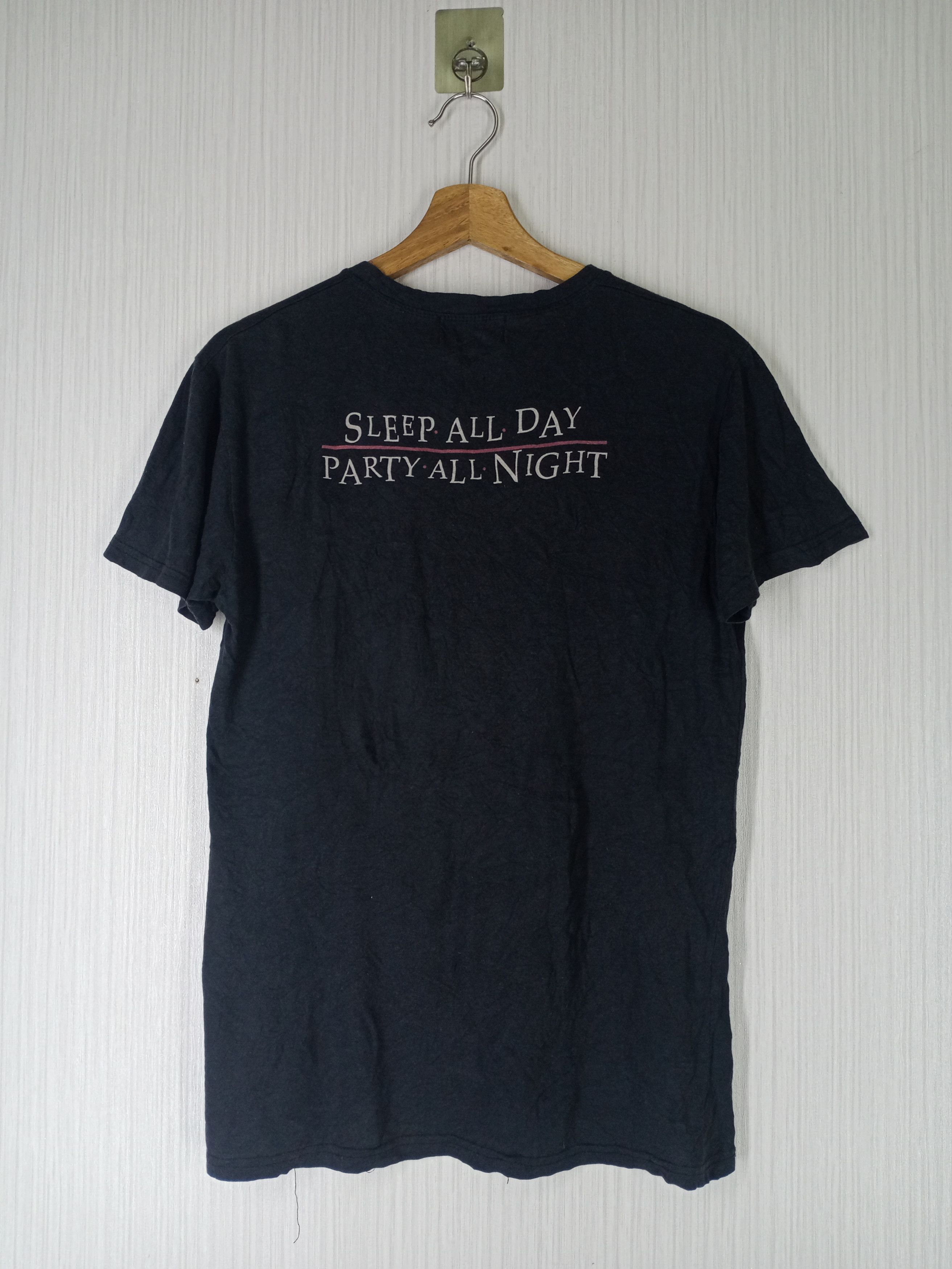 Vintage THE LOST BOYS "Sleep All Day, Party All Night" Movie Size US M / EU 48-50 / 2 - 3 Thumbnail