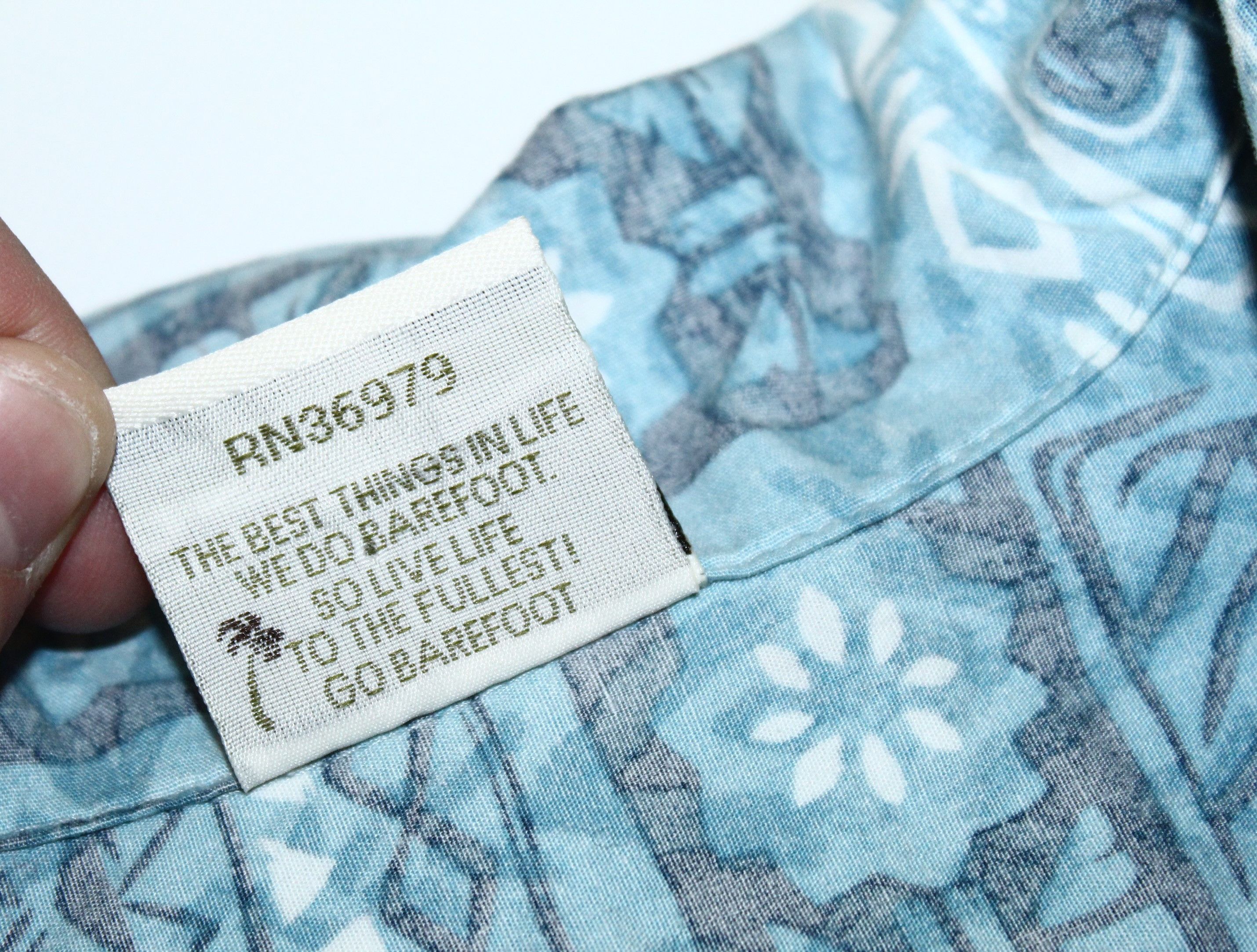 Kingsman MR. PORTER X GO BAREFOOT Old Hawaii Printed Cotton Shirt Size US L / EU 52-54 / 3 - 5 Thumbnail