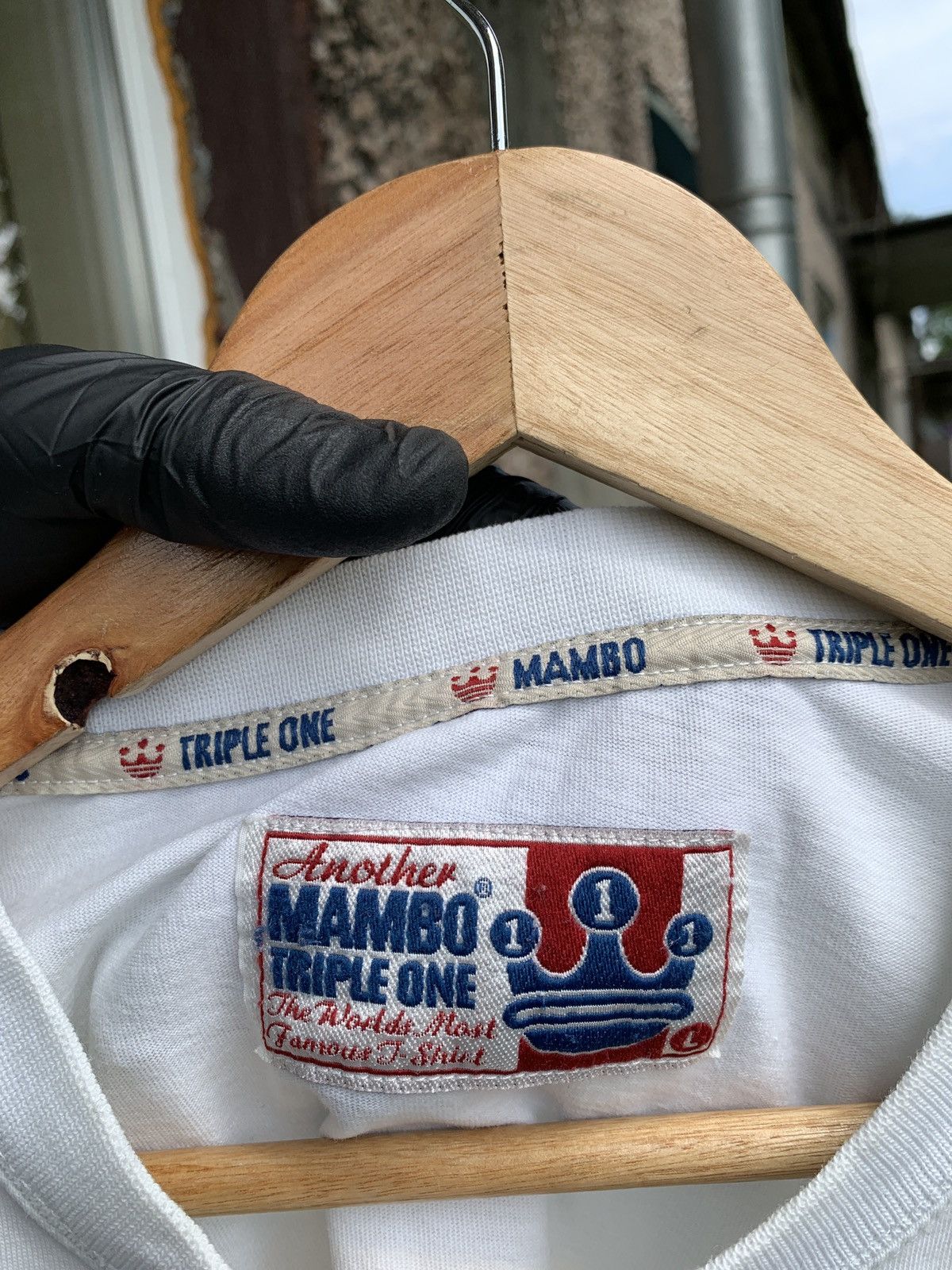 Mambo 2002 Vintage Mambo Rockin Jelly Bean Art T-Shirt Size US L / EU 52-54 / 3 - 23 Thumbnail
