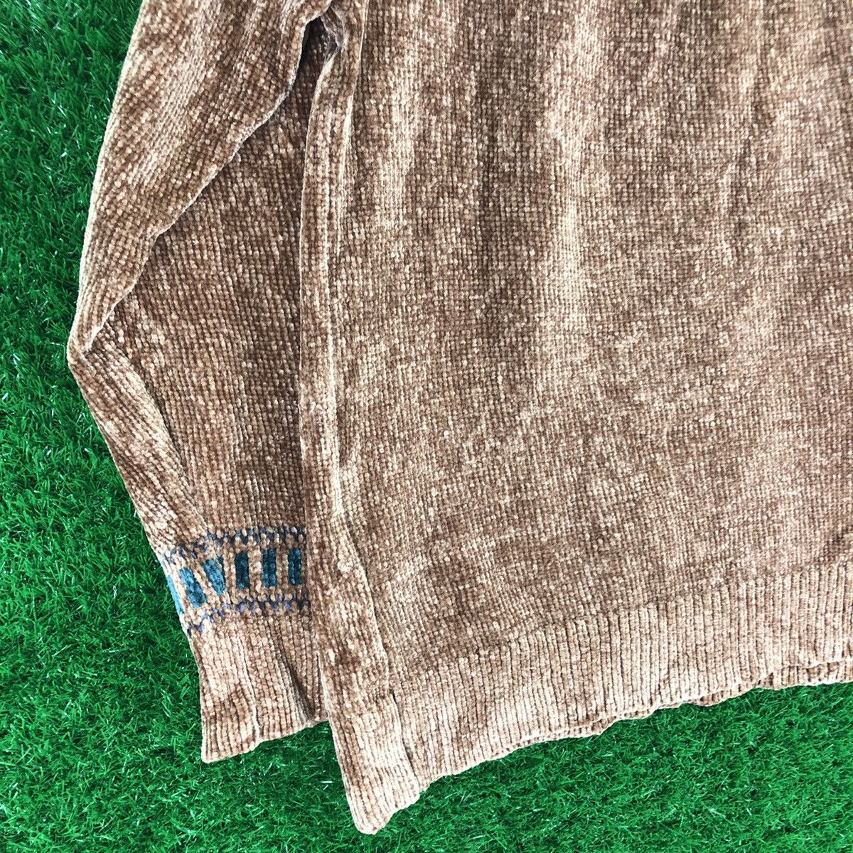 Japanese Brand Vintage Knit Velvet Native Sweater by Ikka Size US M / EU 48-50 / 2 - 6 Thumbnail