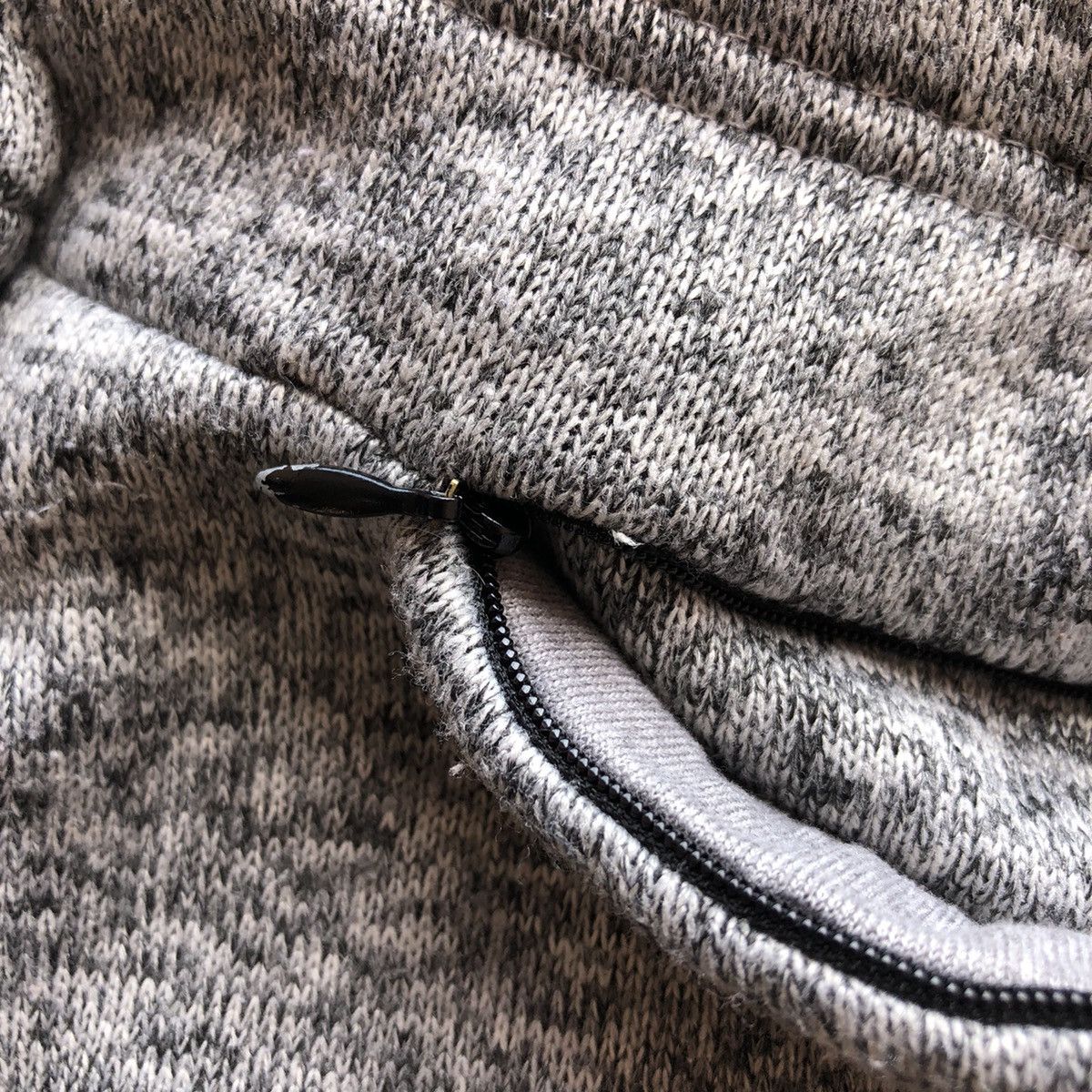 GU GU Japan Joggers Sweatpants Salt and Papper Size US 32 / EU 48 - 12 Thumbnail