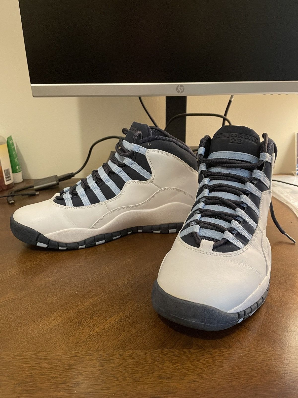 Jordan Brand Jordan 10 Ice Blue - 2005 Release Size US 9.5 / EU 42-43 - 10 Thumbnail