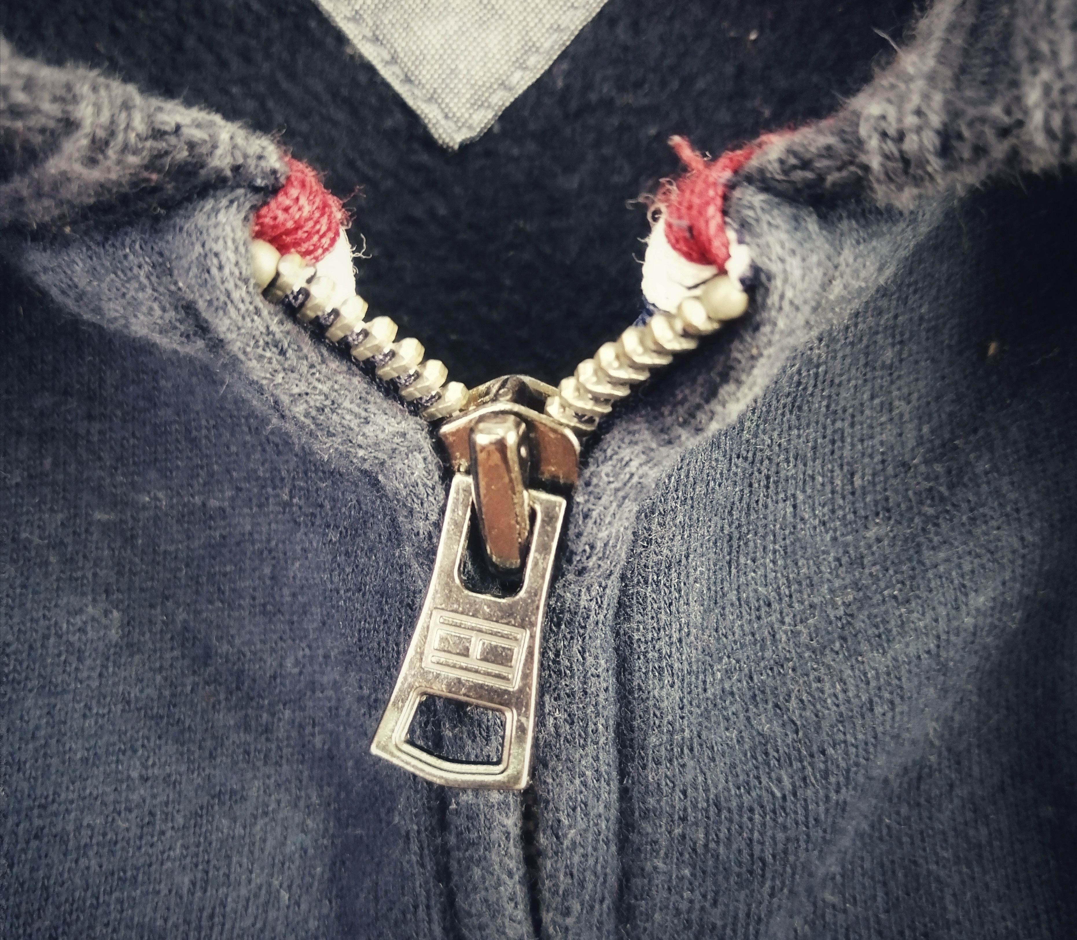 Designer × Tommy Hilfiger Tommy Hilfilger New York Zipper Hoodie Size US XL / EU 56 / 4 - 4 Thumbnail